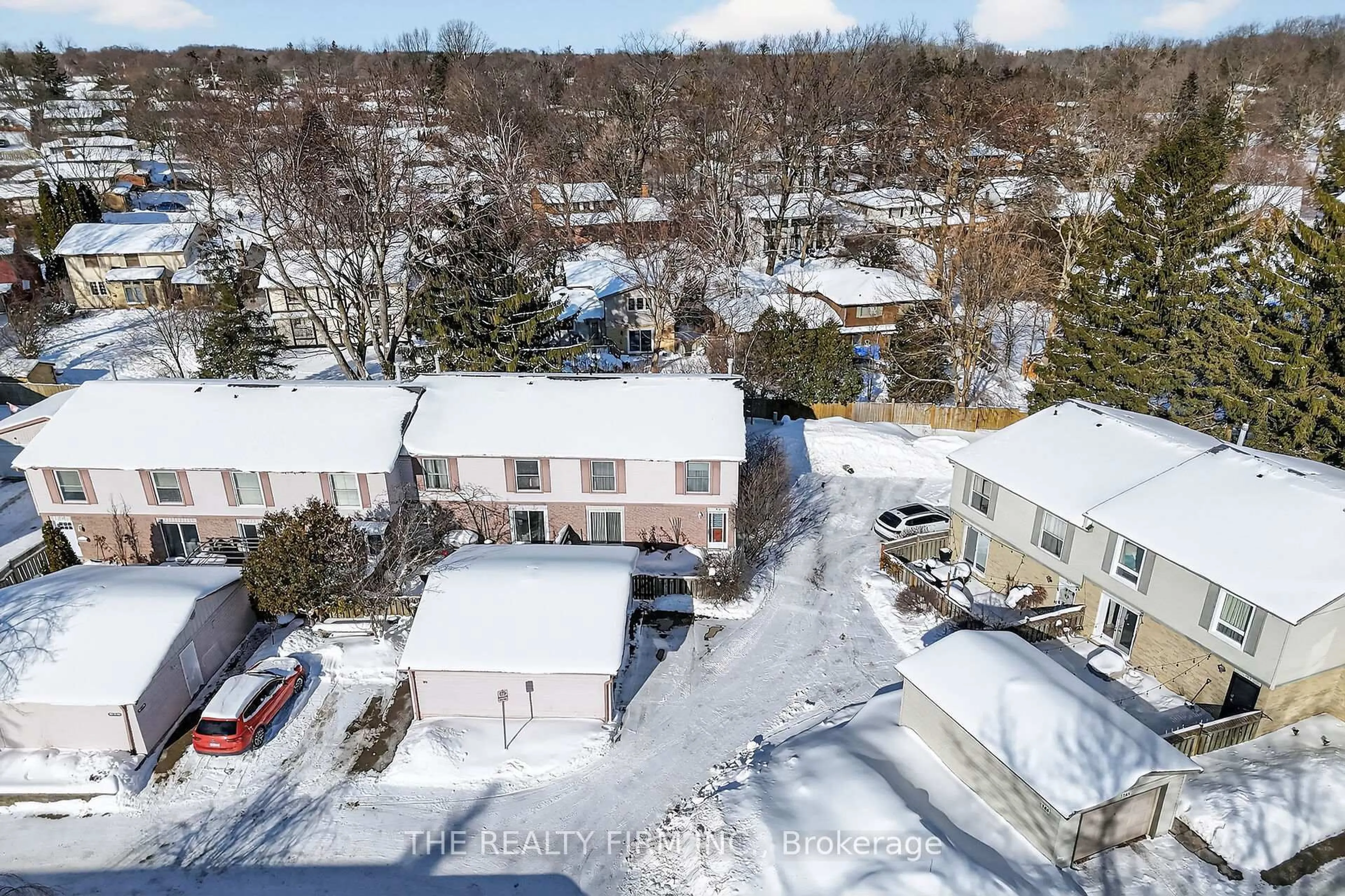 A pic from outside/outdoor area/front of a property/back of a property/a pic from drone, unknown for 369 Everglade Cres, London North Ontario N6H 4M8