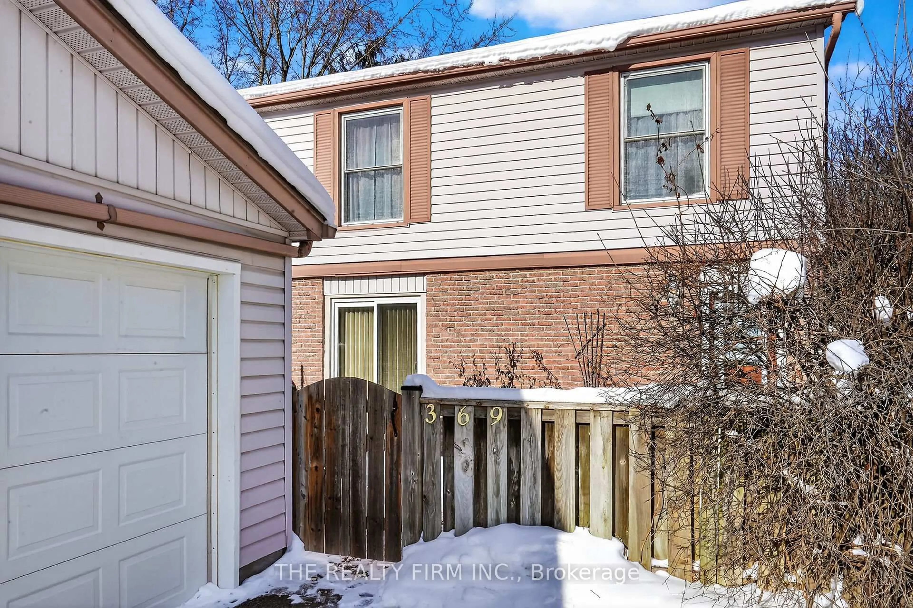 Home with brick exterior material, street for 369 Everglade Cres, London North Ontario N6H 4M8