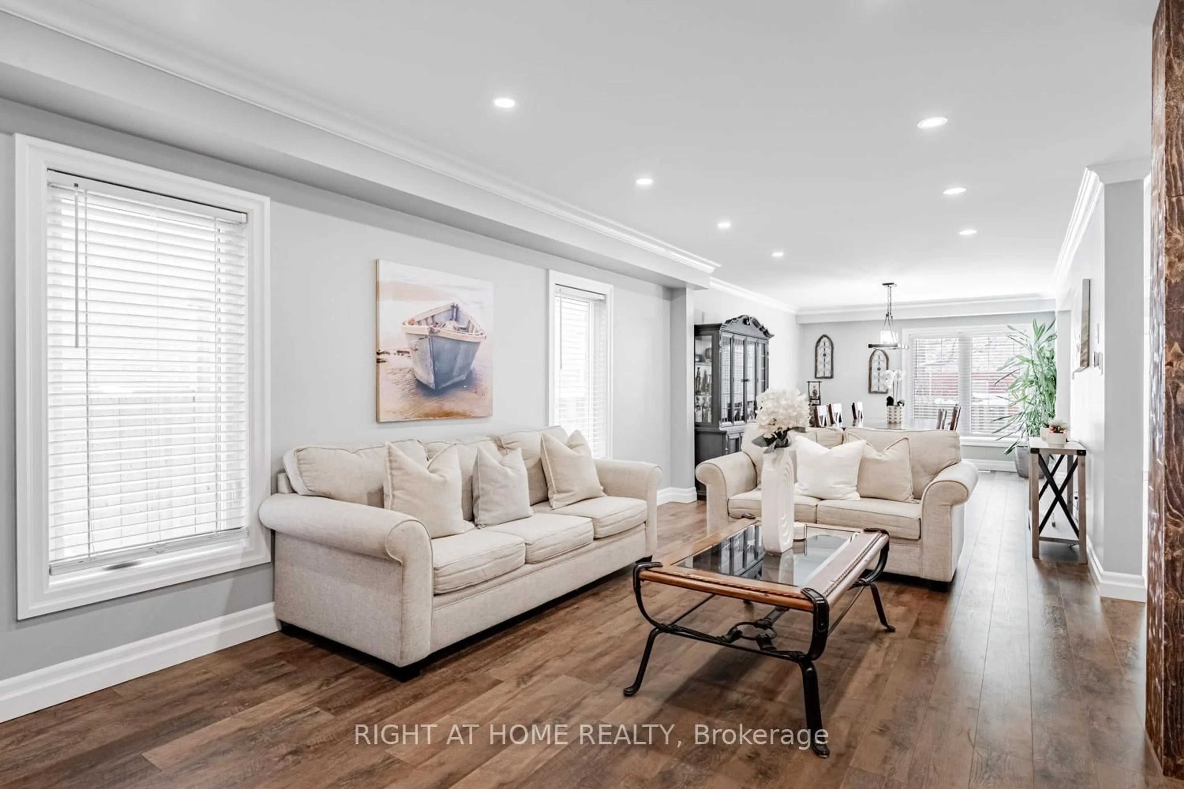 Living room with furniture, unknown for 52 Milson Cres, Guelph Ontario N1C 1G7