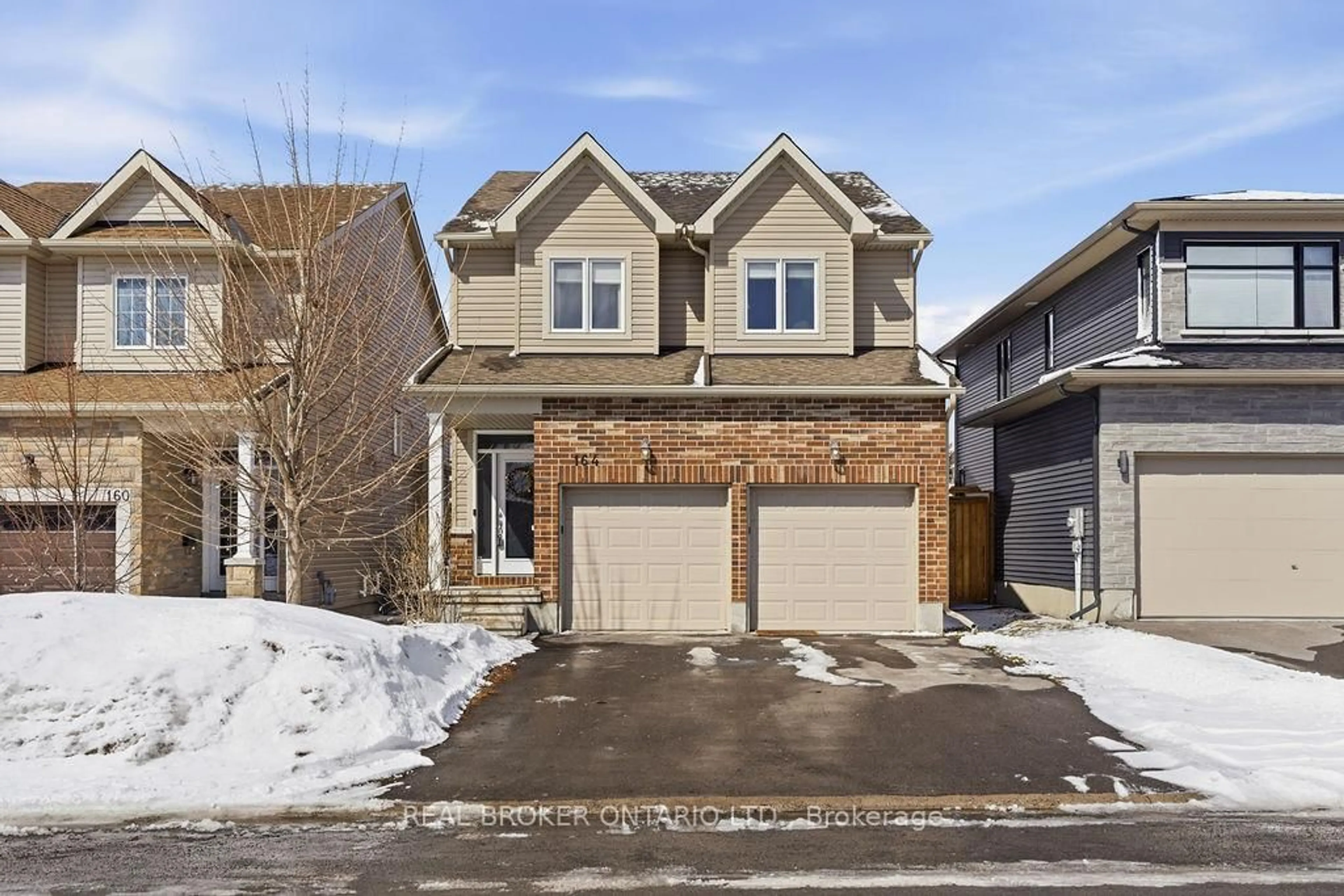 Home with brick exterior material, street for 164 Onyx Cres, Clarence-Rockland Ontario K4K 1P6