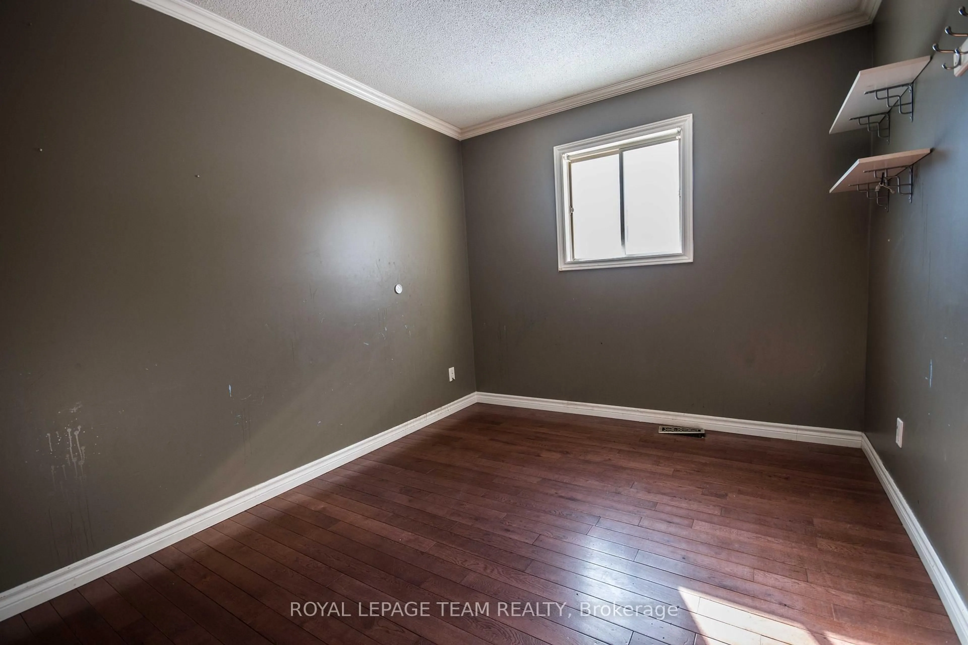 A pic of a room for 22 Ravenwood Cres, Petawawa Ontario K8H 3M9