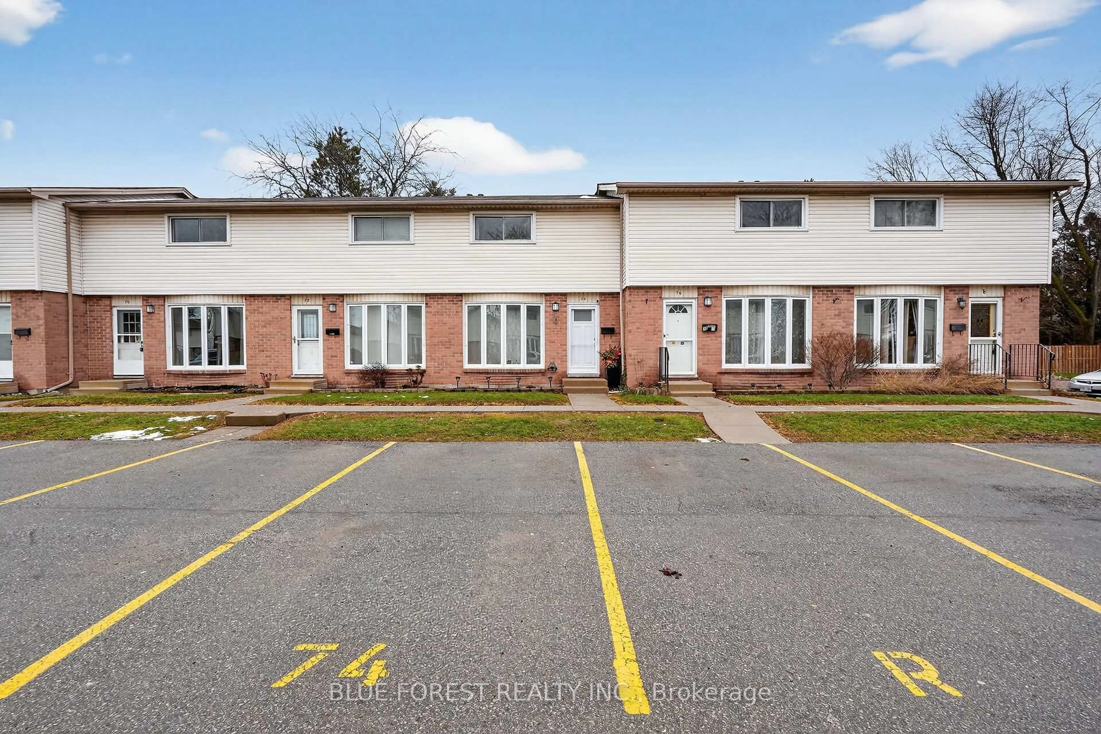 A pic from outside/outdoor area/front of a property/back of a property/a pic from drone, building for 700 Exeter Rd #74, London South Ontario N6E 1L2