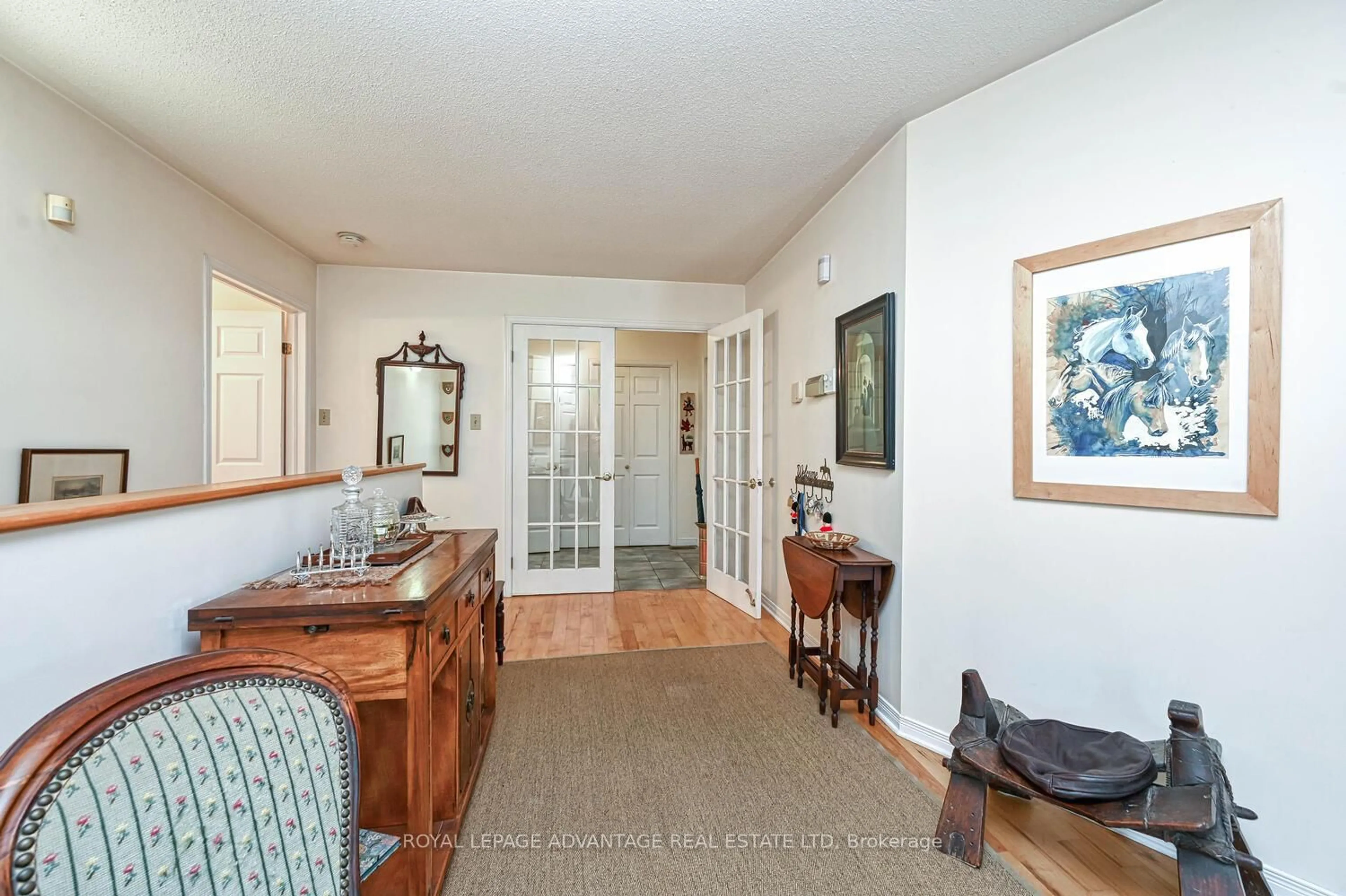 Indoor foyer for 1612 Bennett Lake Rd, Balderson Ontario K0G 1A0