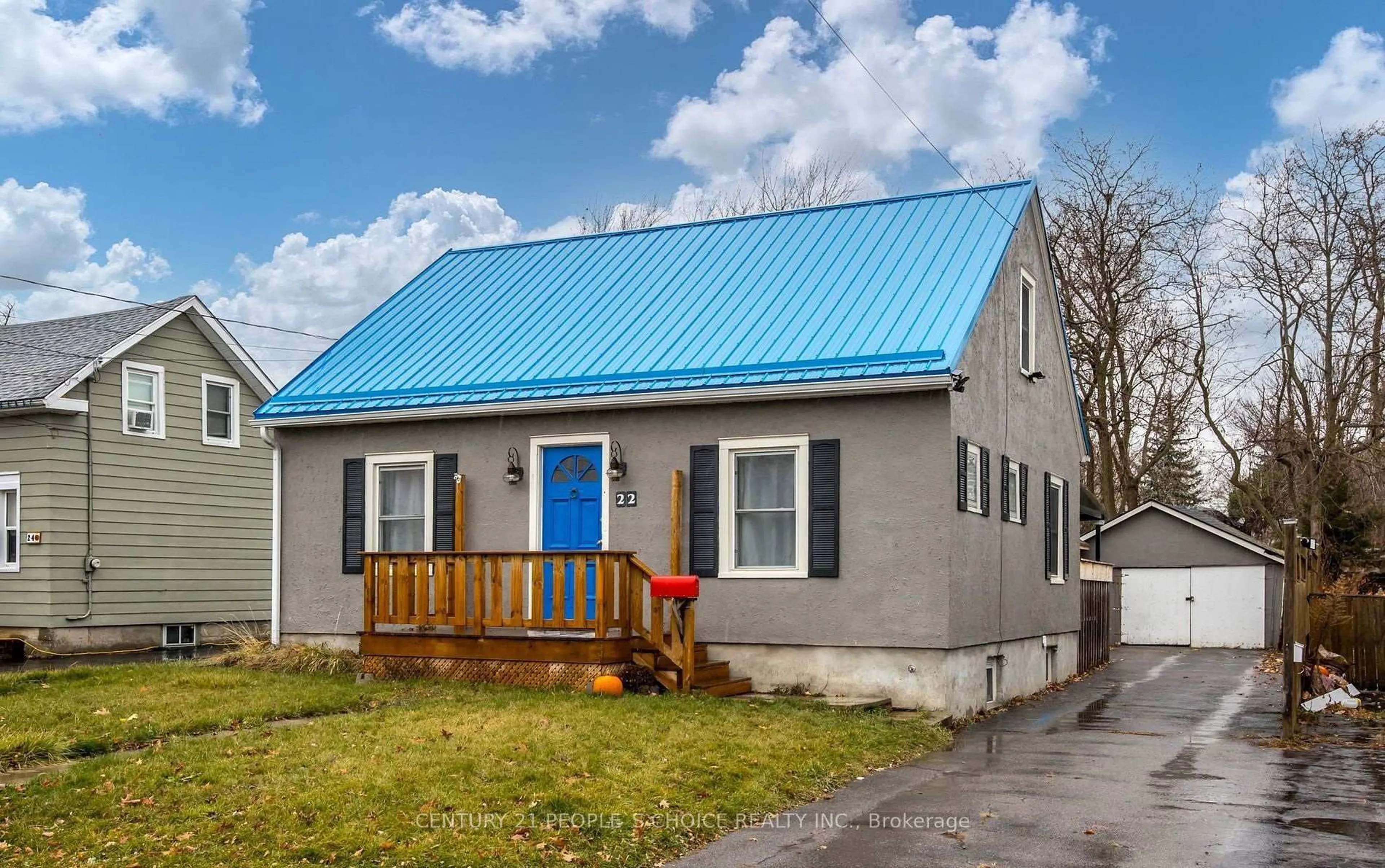 Home with vinyl exterior material, street for 22 Parker St, Belleville Ontario K8P 1C8