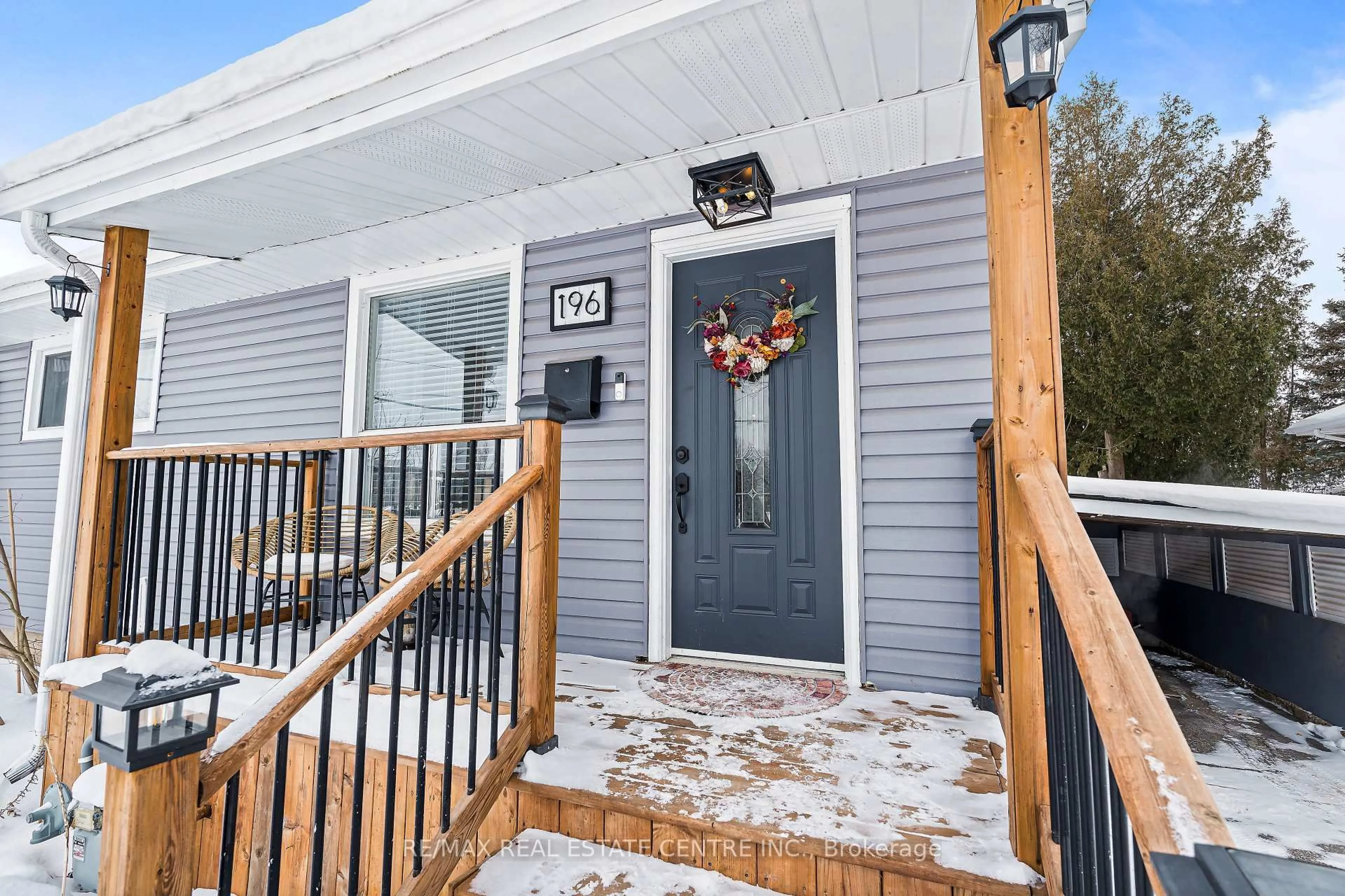 Unknown for 196 Durham Ave, Cambridge Ontario N3H 4H9