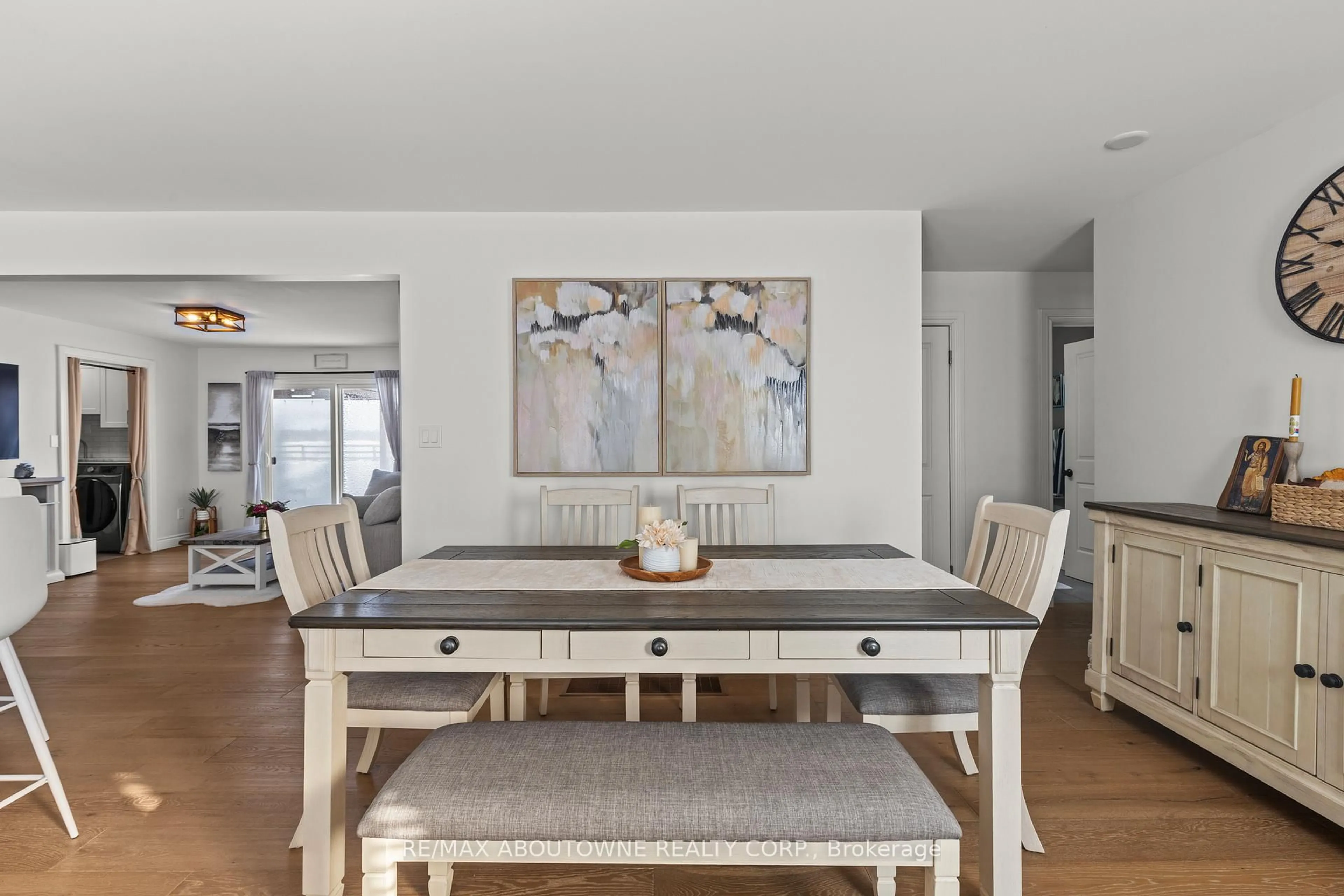 Dining room, unknown for 214 Binbrook Rd, Hamilton Ontario L0R 1C0