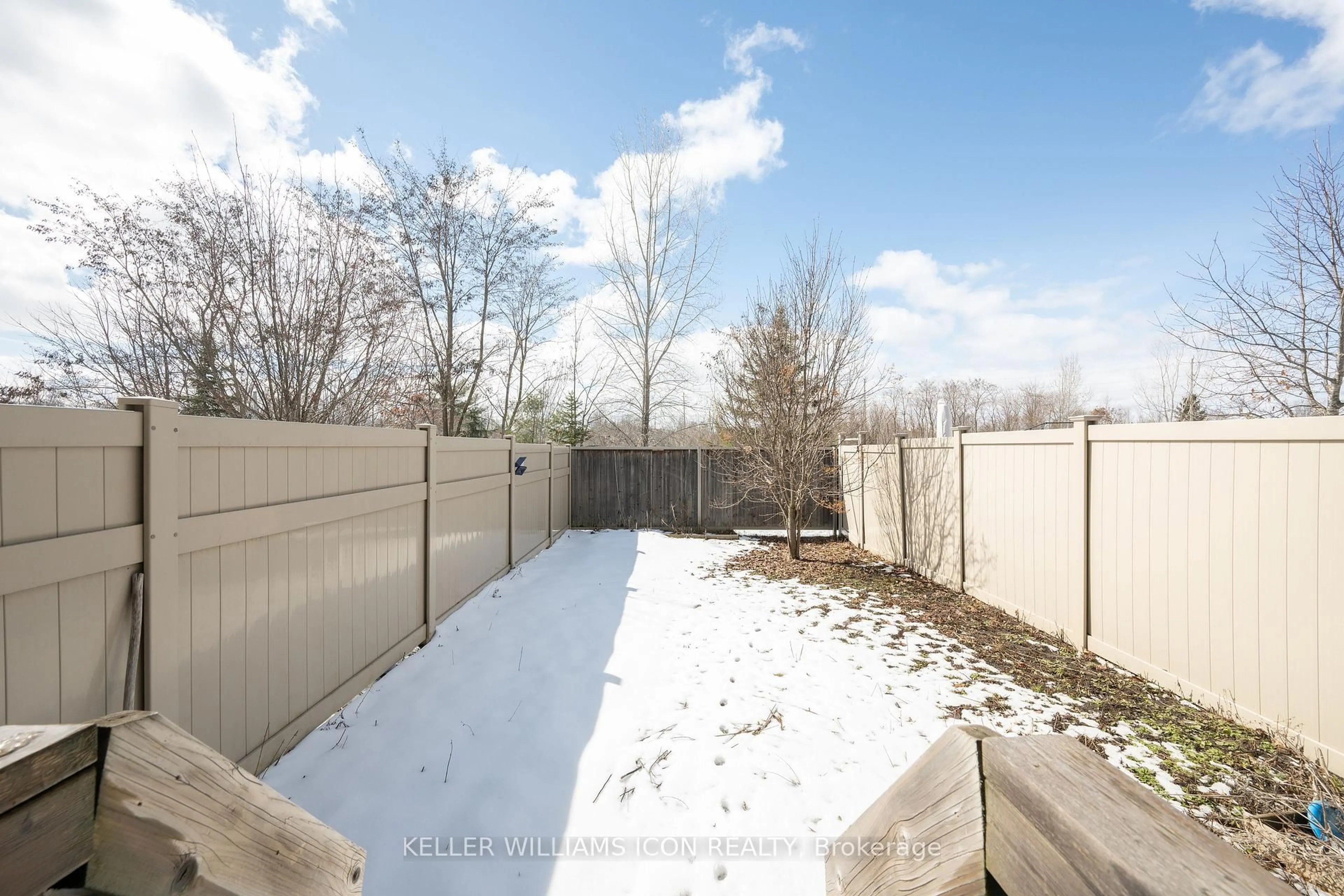 Patio, street for 267 Via San Marino St, Ottawa Ontario K2J 5X9