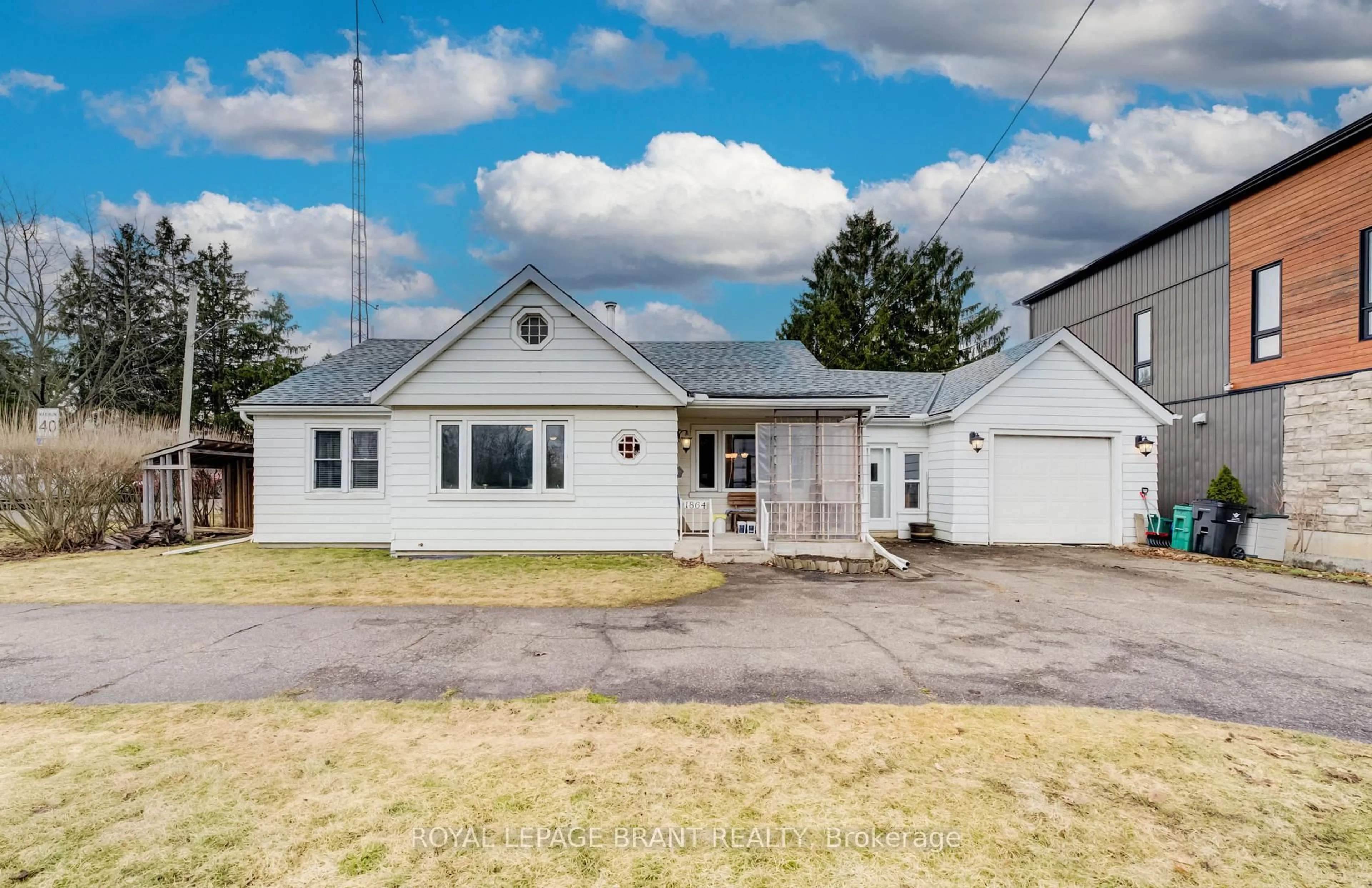 A pic from outside/outdoor area/front of a property/back of a property/a pic from drone, street for 1864 Coronation Blvd, Cambridge Ontario N3H 3S2