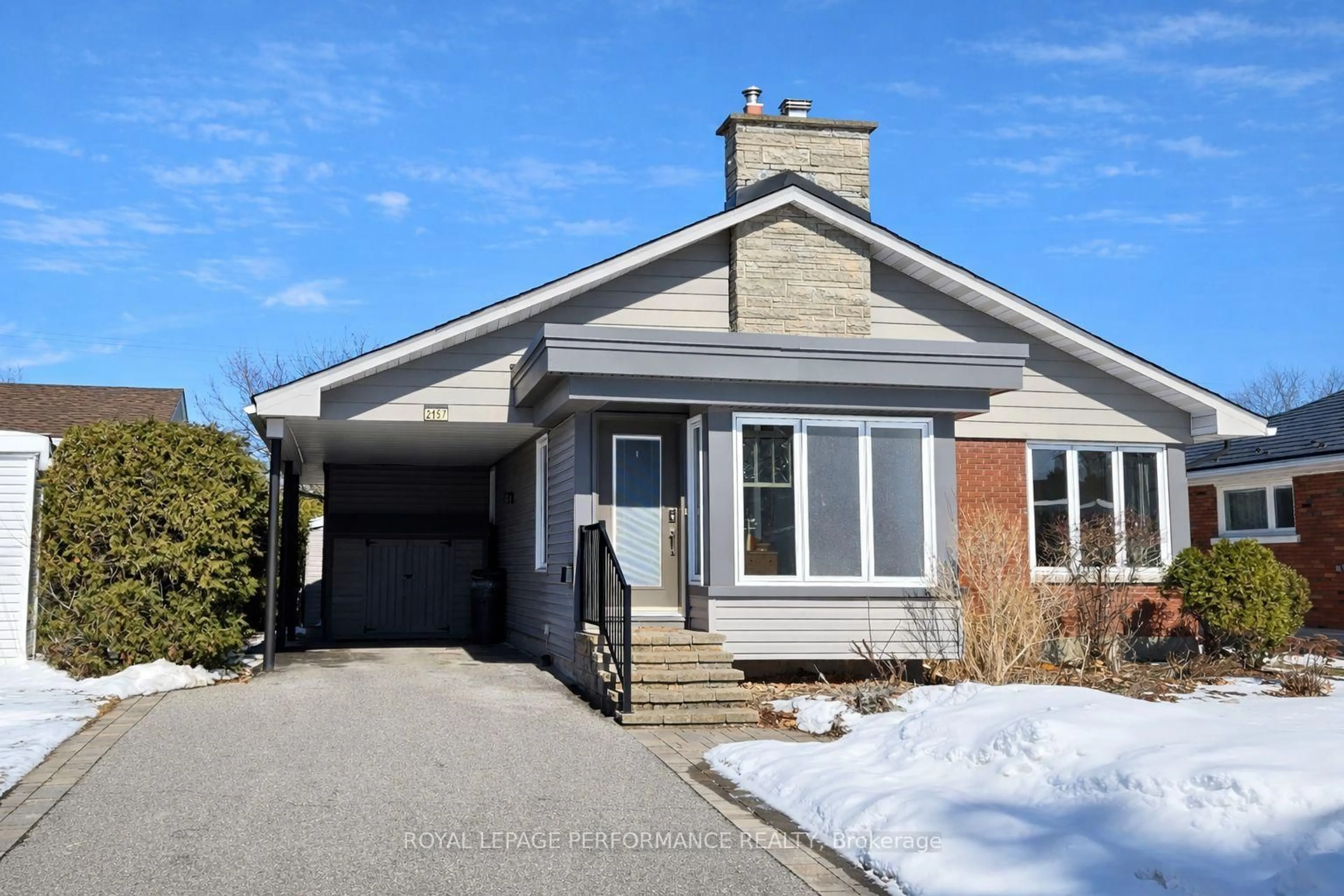 Home with vinyl exterior material, street for 2157 Rushton Rd, Ottawa Ontario K2A 1N6