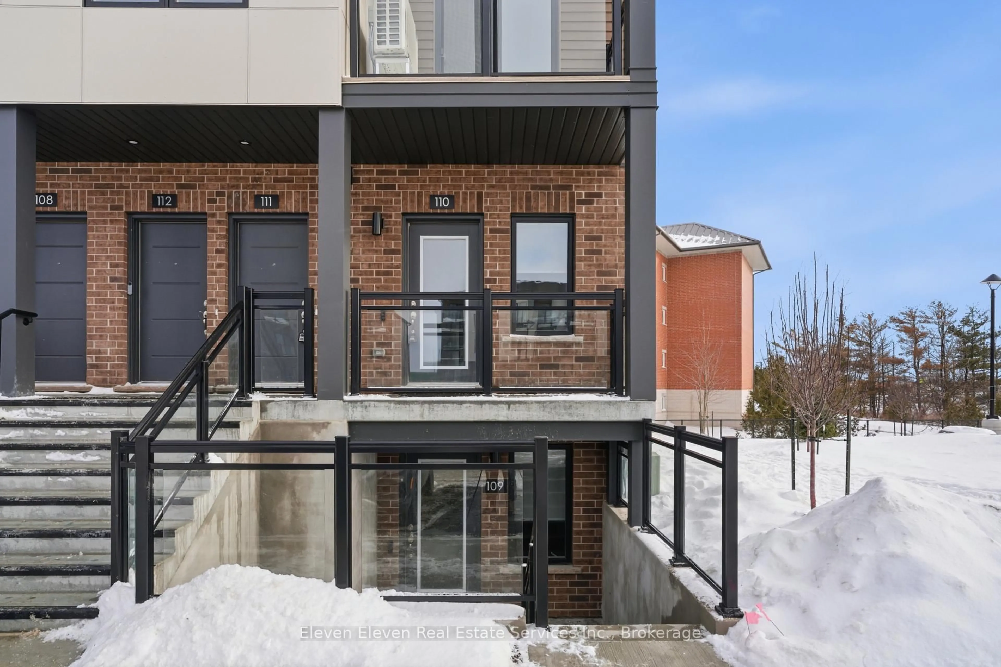 Unknown for 940 St. David St #73, Centre Wellington Ontario N1M 0L7