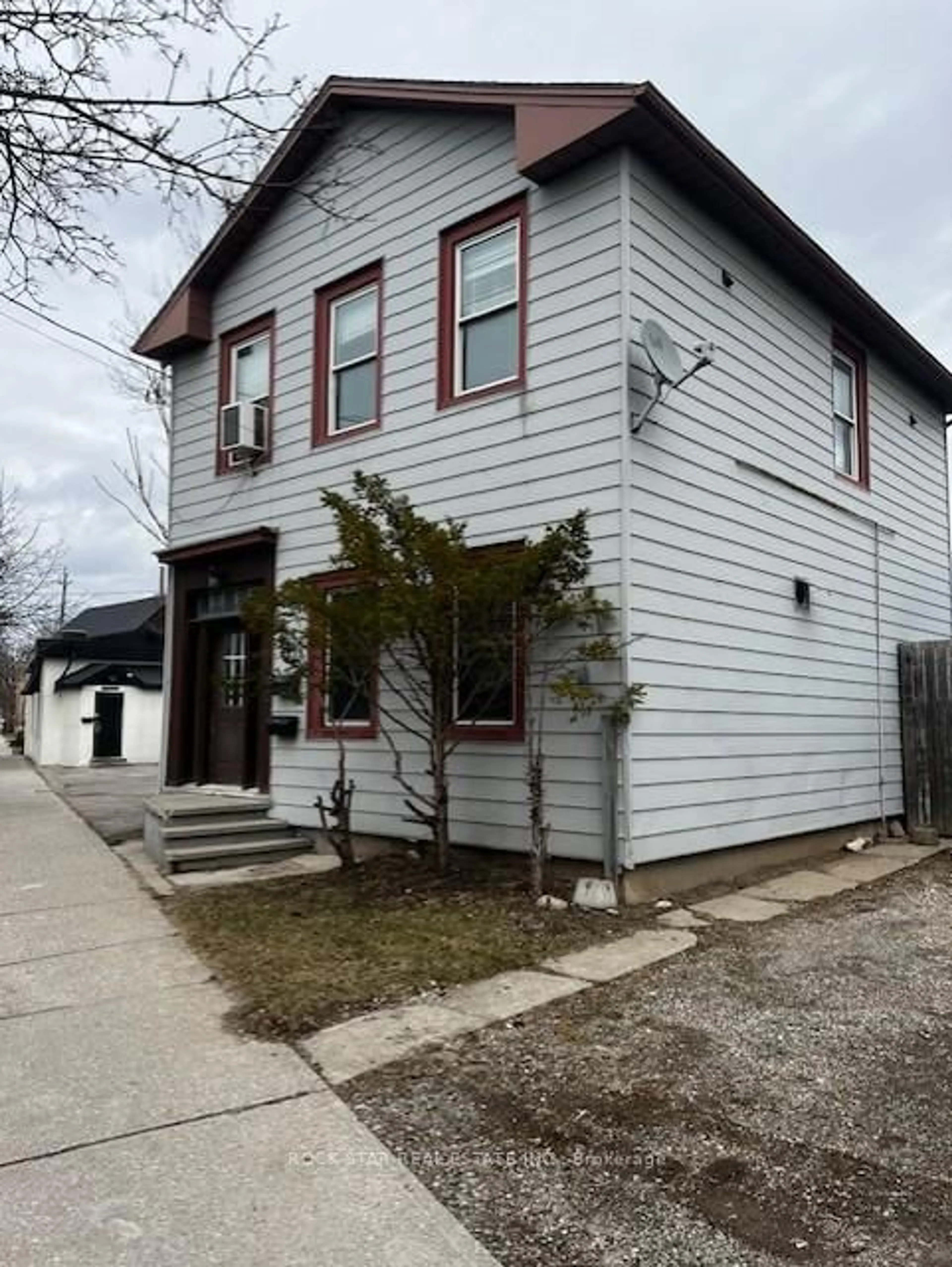 Unknown for 103 West St, Brantford Ontario N3T 3E9