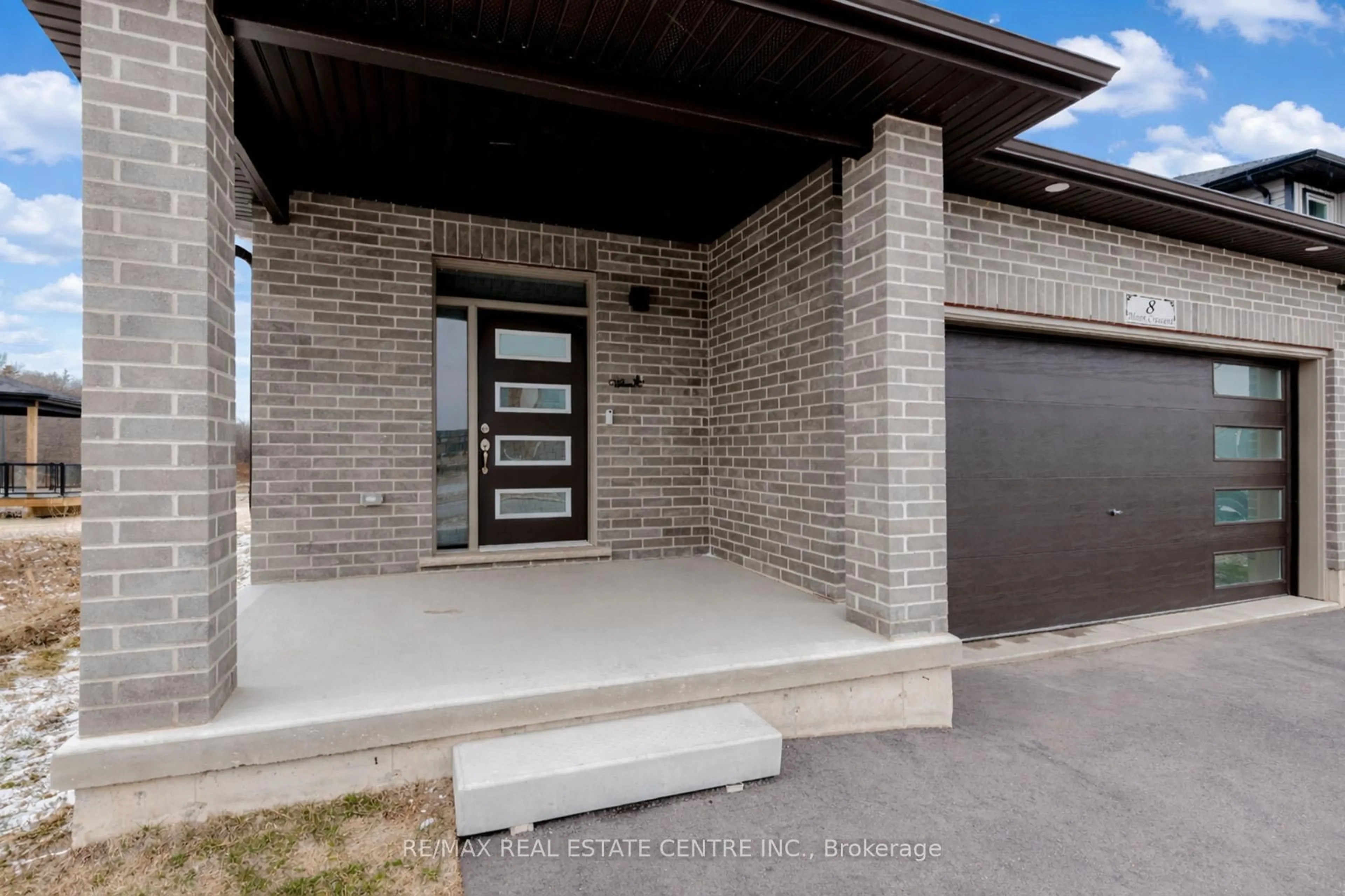 Home with brick exterior material, street for 8 Moon Cres, Cambridge Ontario N1S 0C4