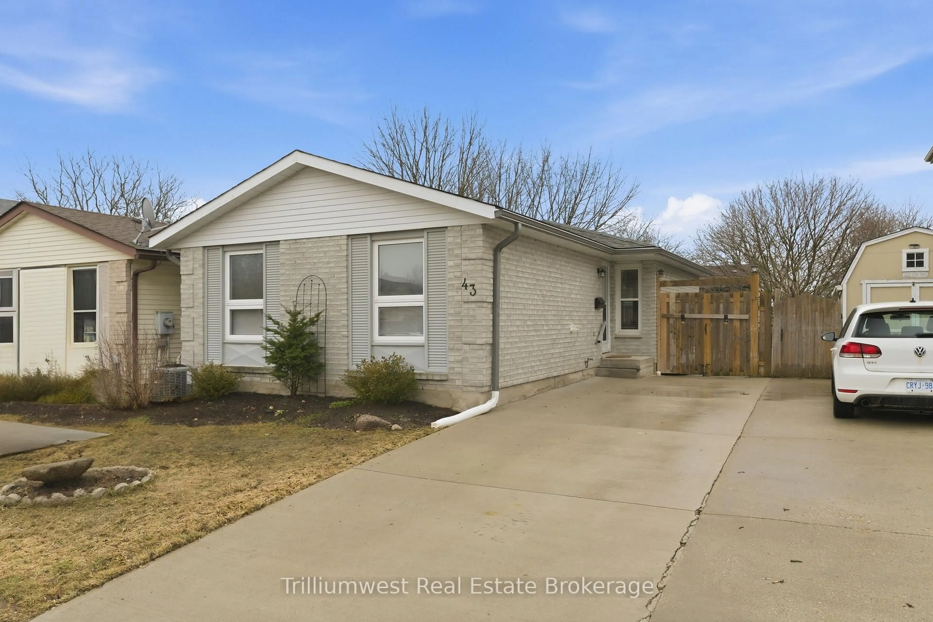 Unknown for 43 Leacock Ave, Guelph Ontario N1E 6P9