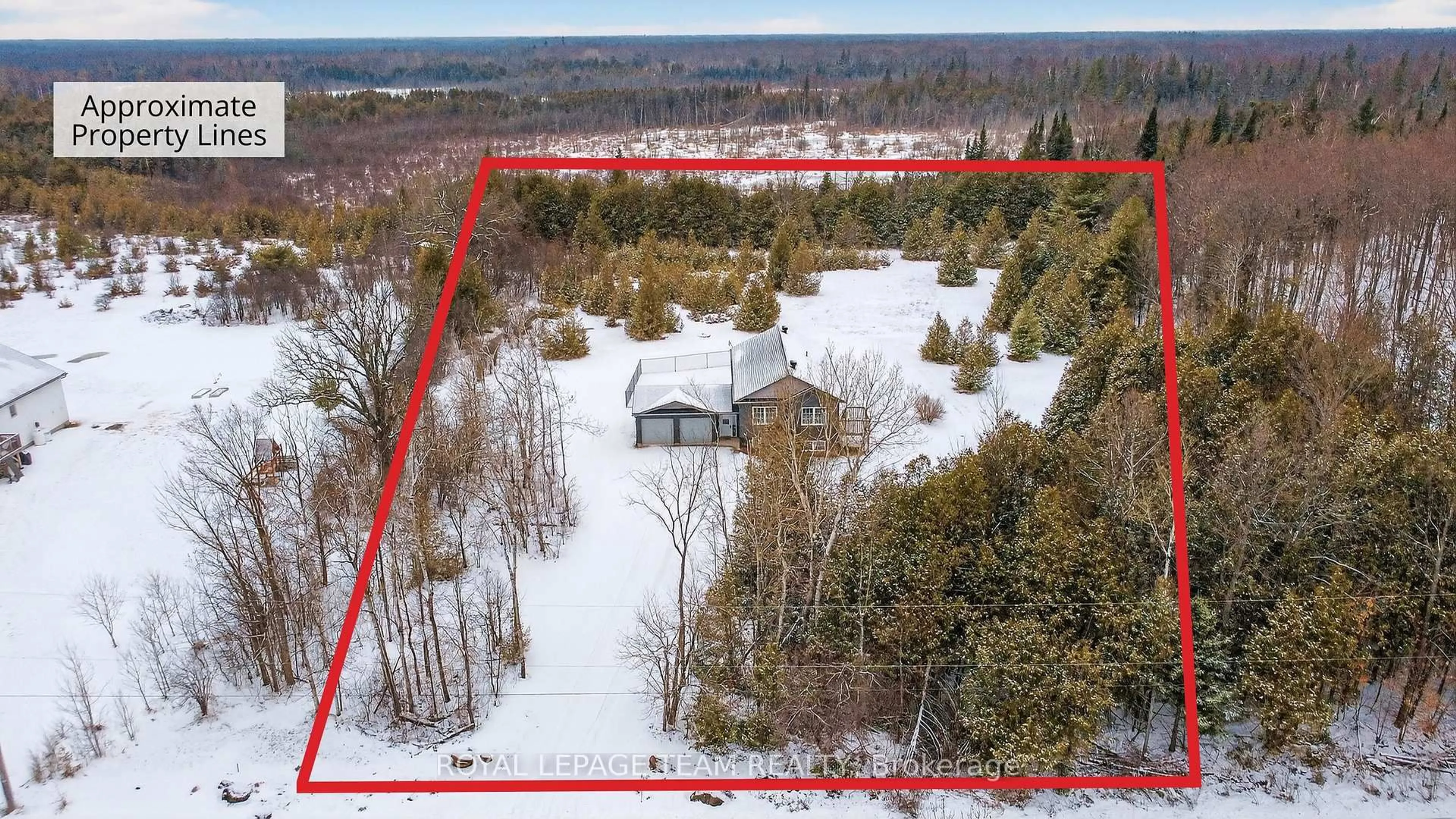 A pic from outside/outdoor area/front of a property/back of a property/a pic from drone, unknown for 1668 Nolans Rd, Smiths Falls Ontario K7A 4S6