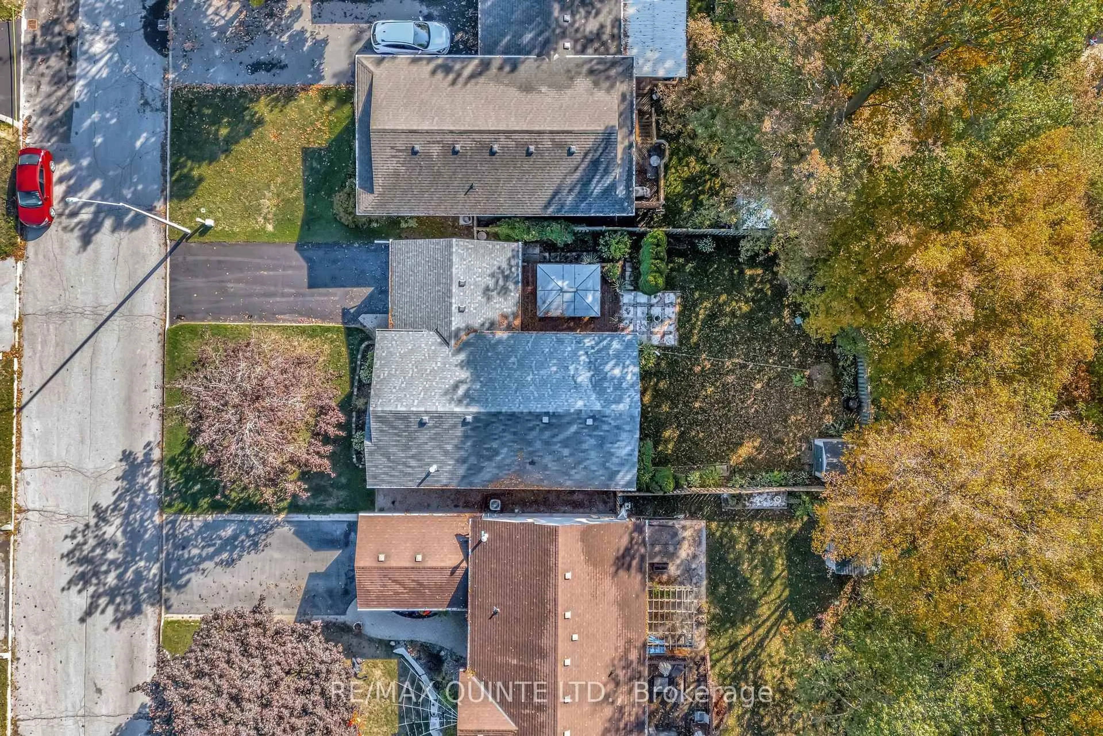 A pic from outside/outdoor area/front of a property/back of a property/a pic from drone, street for 10 Loraine Ave, Quinte West Ontario K8V 6M1