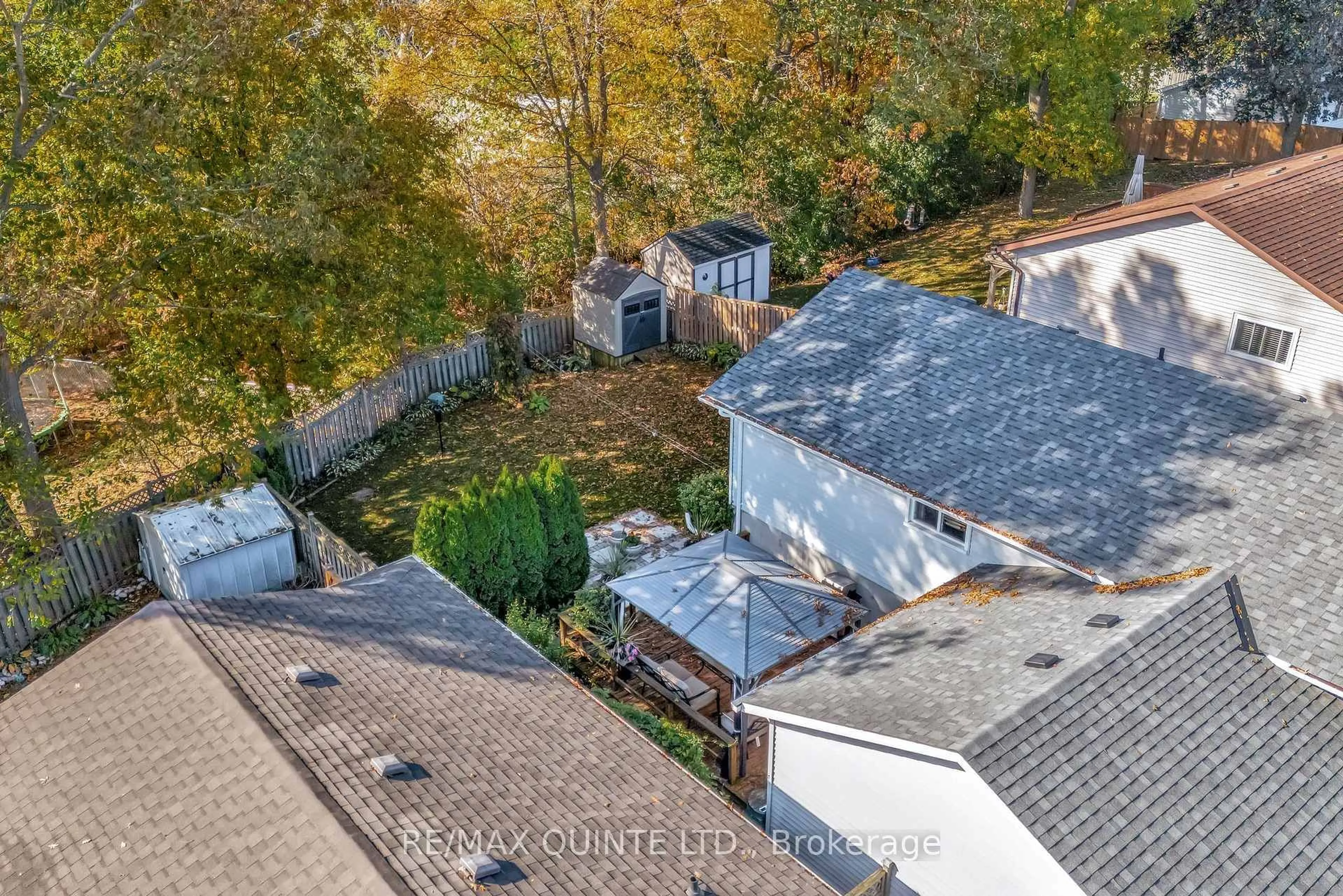 A pic from outside/outdoor area/front of a property/back of a property/a pic from drone, unknown for 10 Loraine Ave, Quinte West Ontario K8V 6M1