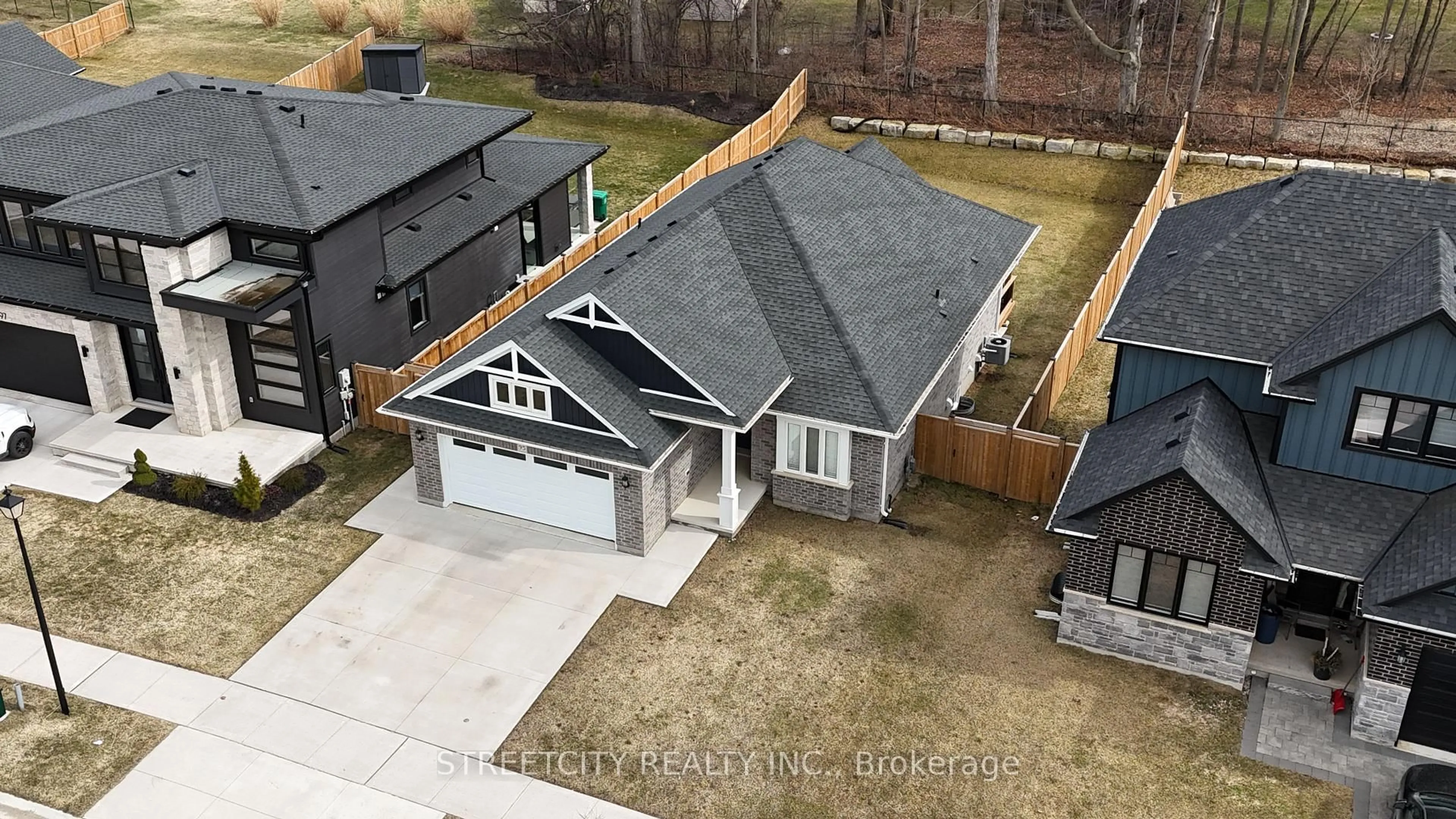 A pic from outside/outdoor area/front of a property/back of a property/a pic from drone, street for 95 Optimist Dr, Southwold Ontario N5P 3T2