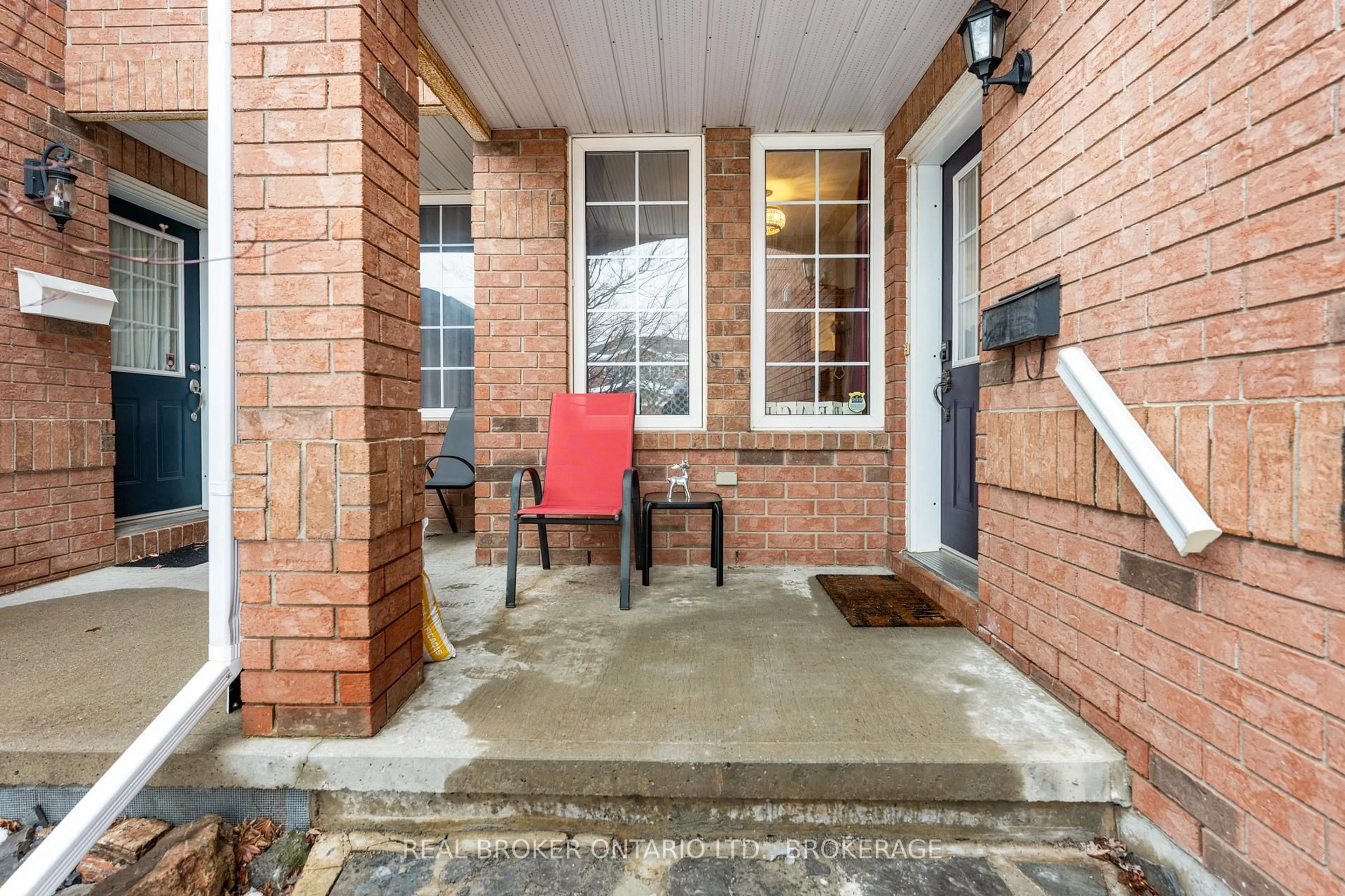 Patio, street for 264 Ellesmeer Ave, Kingston Ontario K7P 3C6