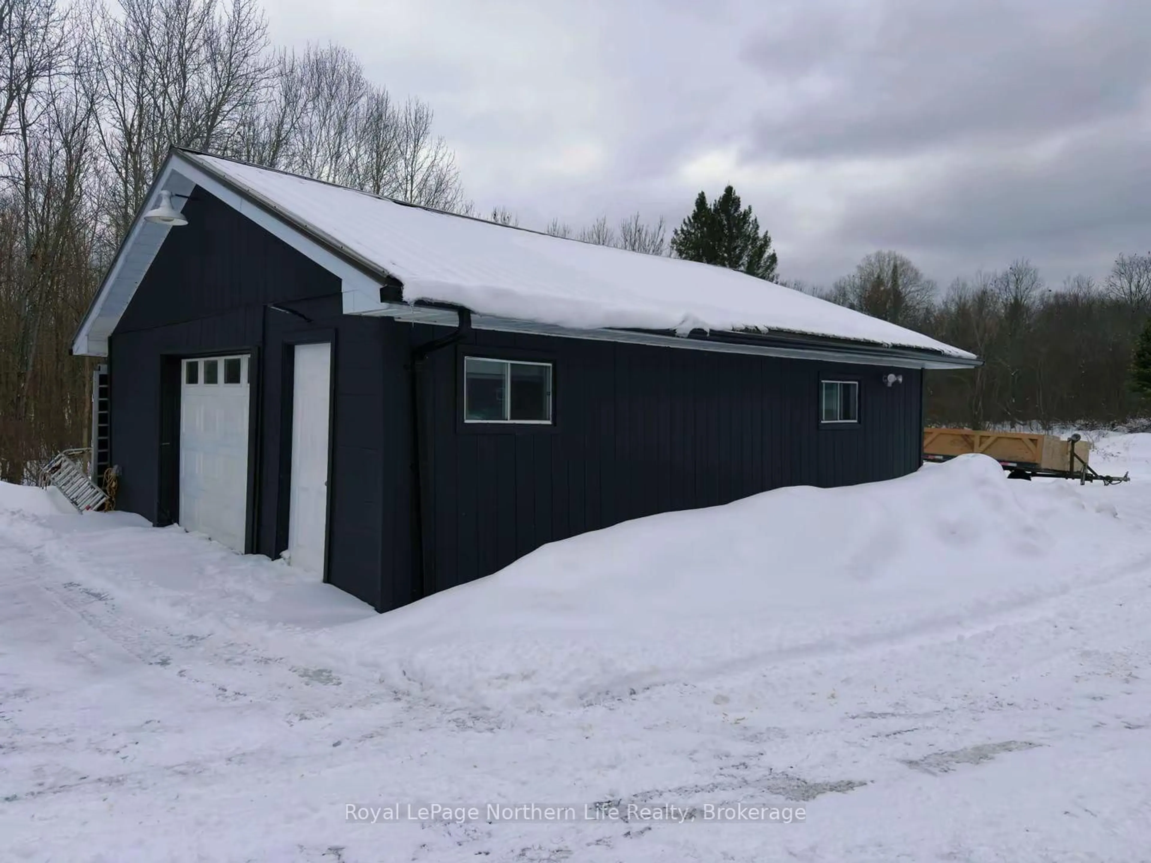 Shed for 799 Maple Hill Rd, Powassan Ontario P0H 1Z0