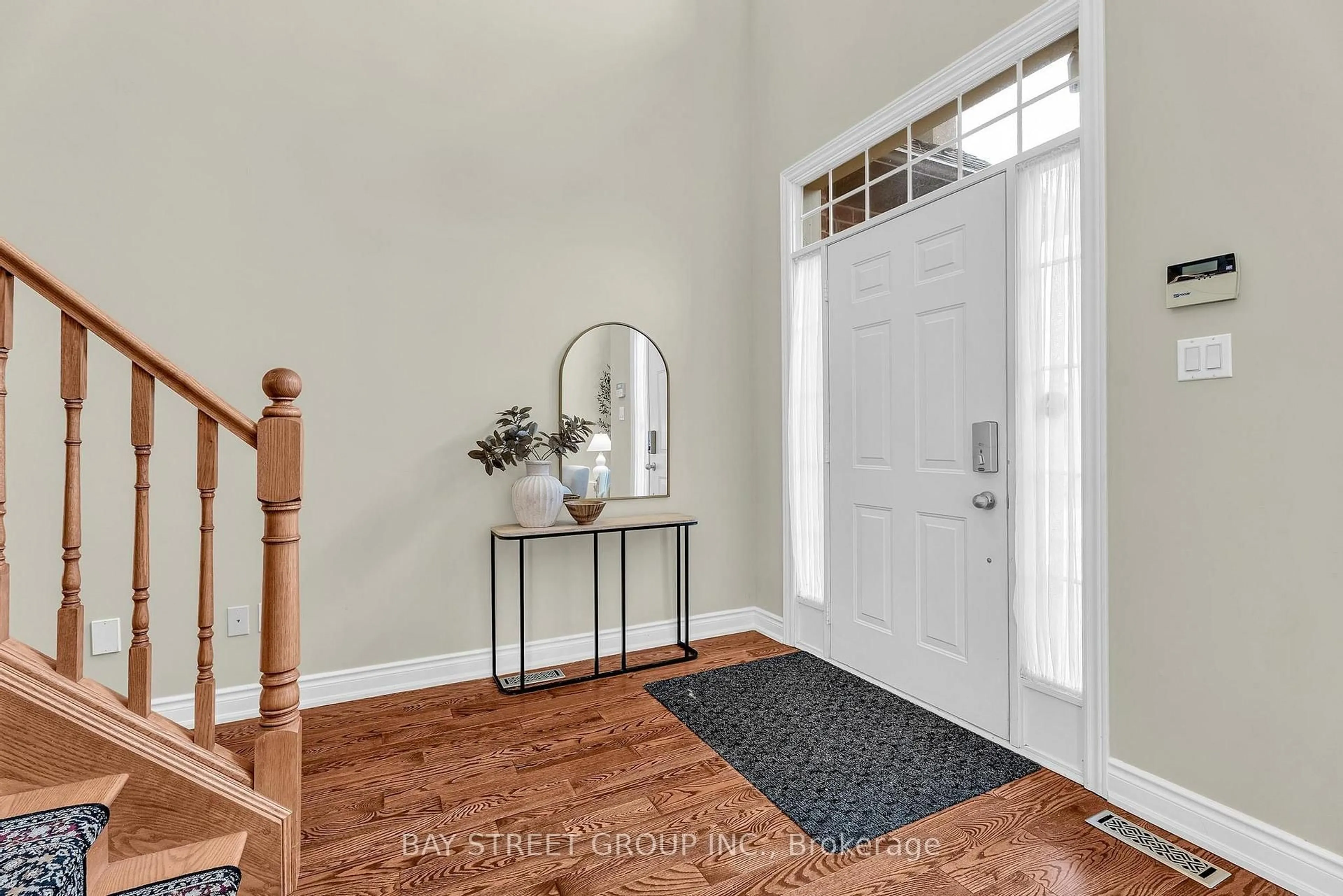 Indoor entryway for 448 COTTONTAIL Cres, London North Ontario N5X 4N4