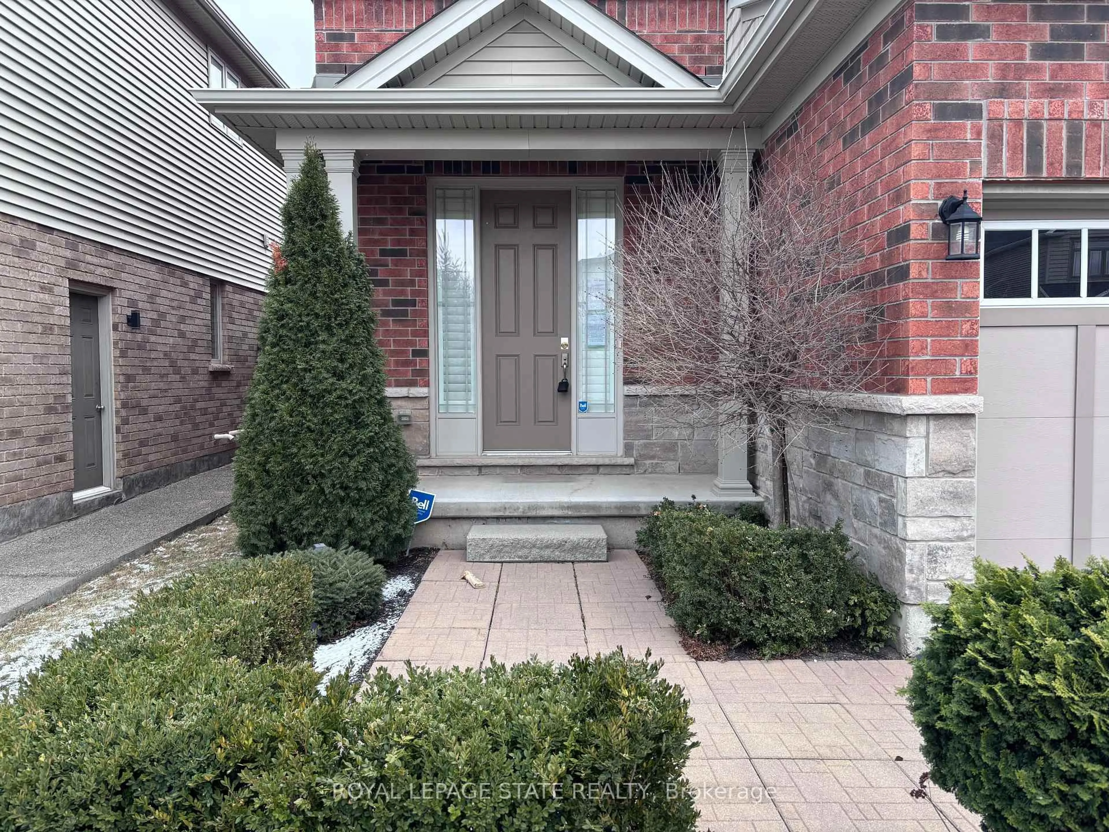 Unknown for 419 Macintosh Dr, Hamilton Ontario L8E 0H9