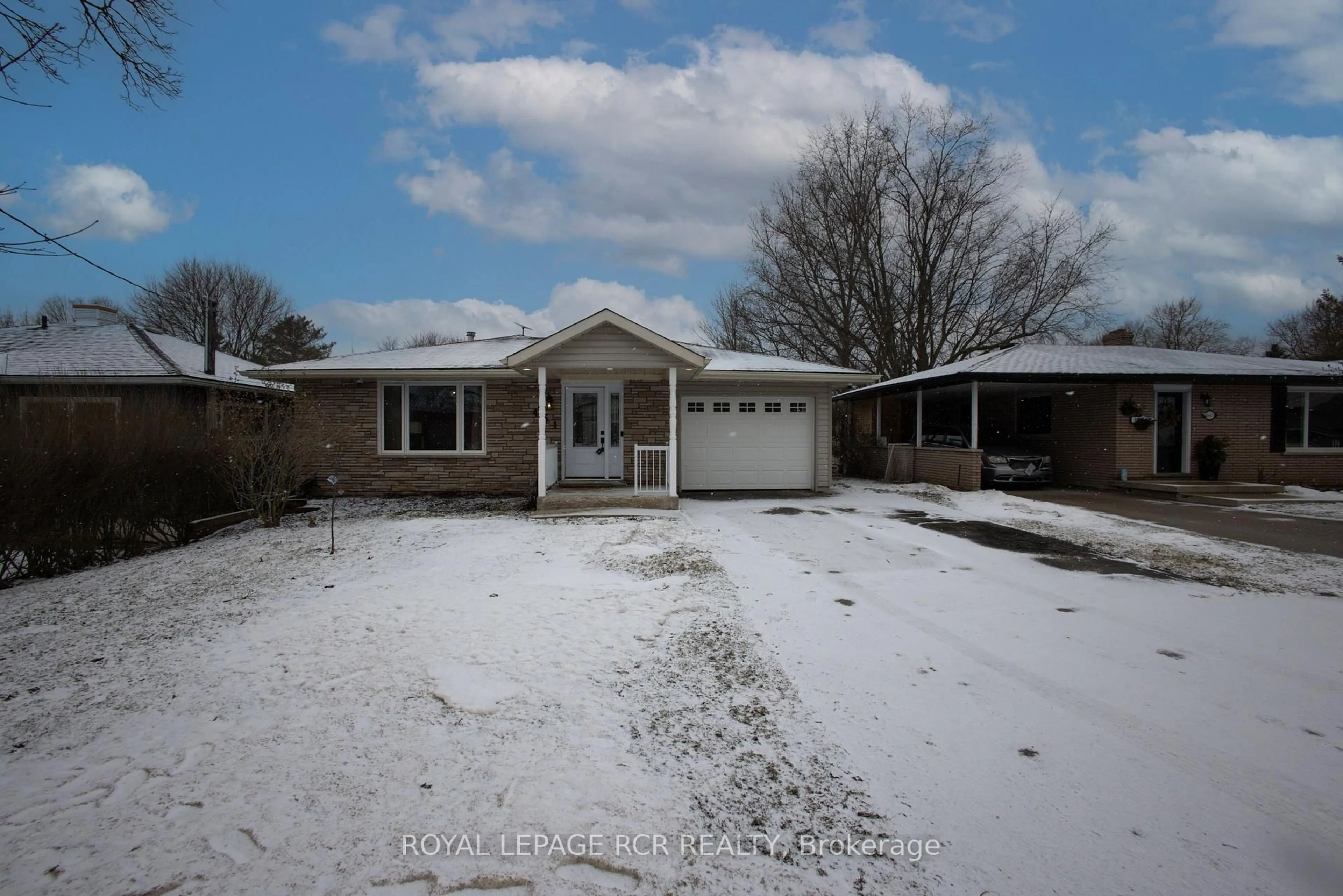 Unknown for 451 William St, Wellington North Ontario N0G 2L3