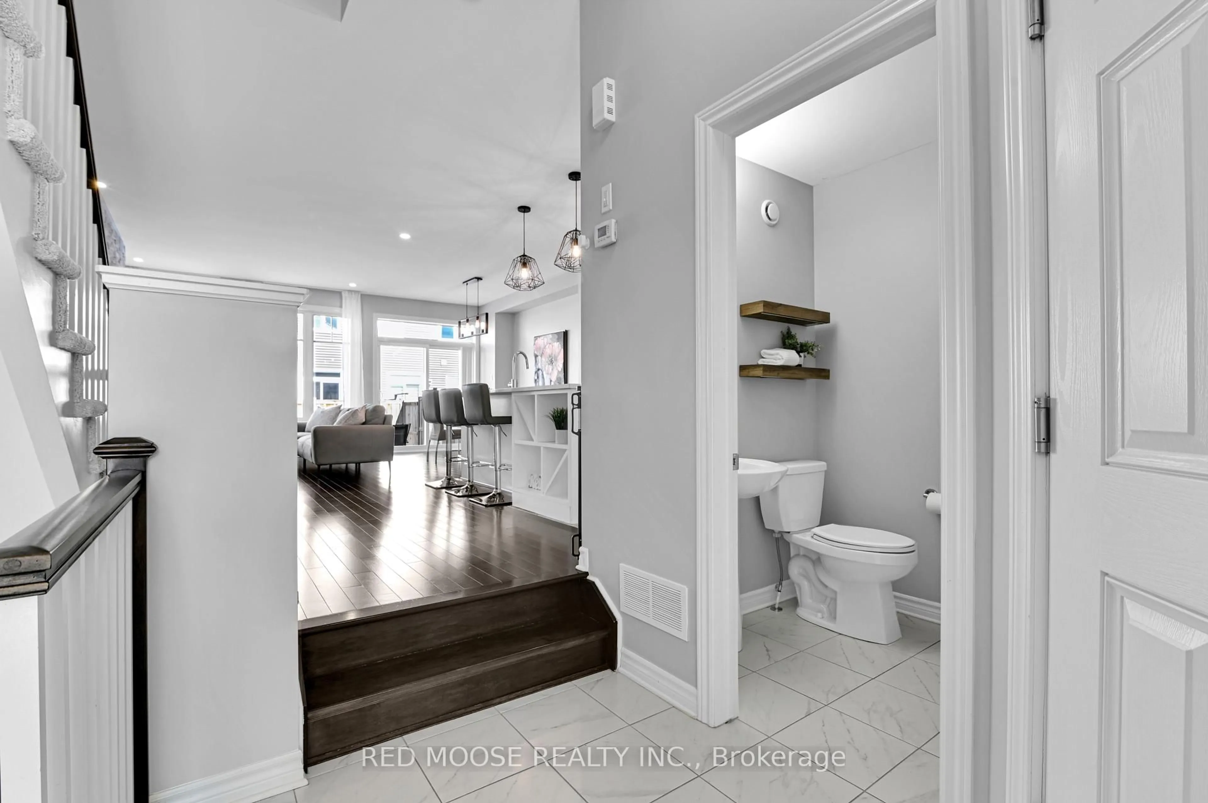 Unknown for 730 Sora Way, Ottawa Ontario K1T 0R3