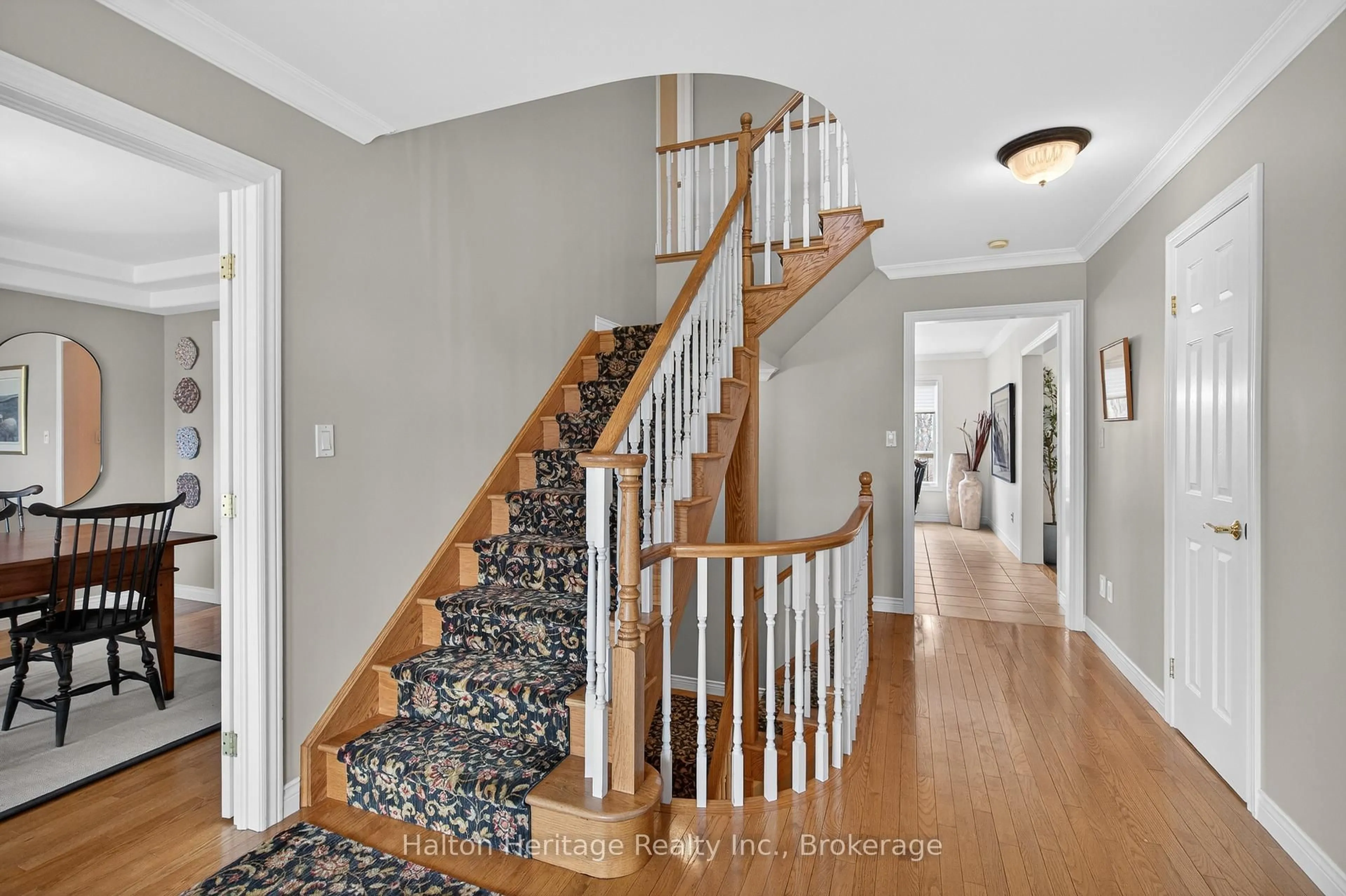 Unknown for 136 Grindstone Way, Hamilton Ontario L9H 7B8