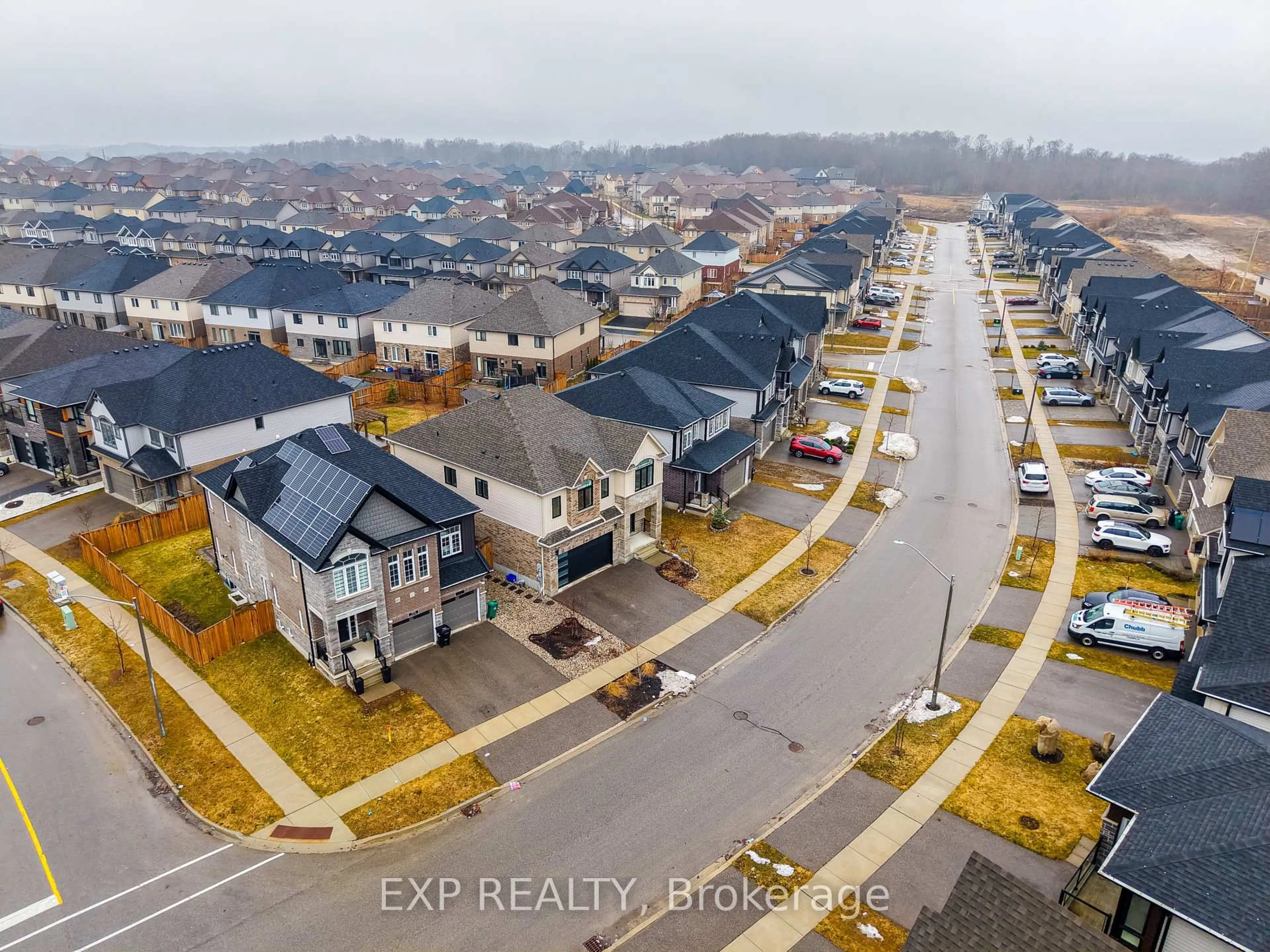 A pic from outside/outdoor area/front of a property/back of a property/a pic from drone, street for 723 Wood Lily St, Waterloo Ontario N2V 0E4