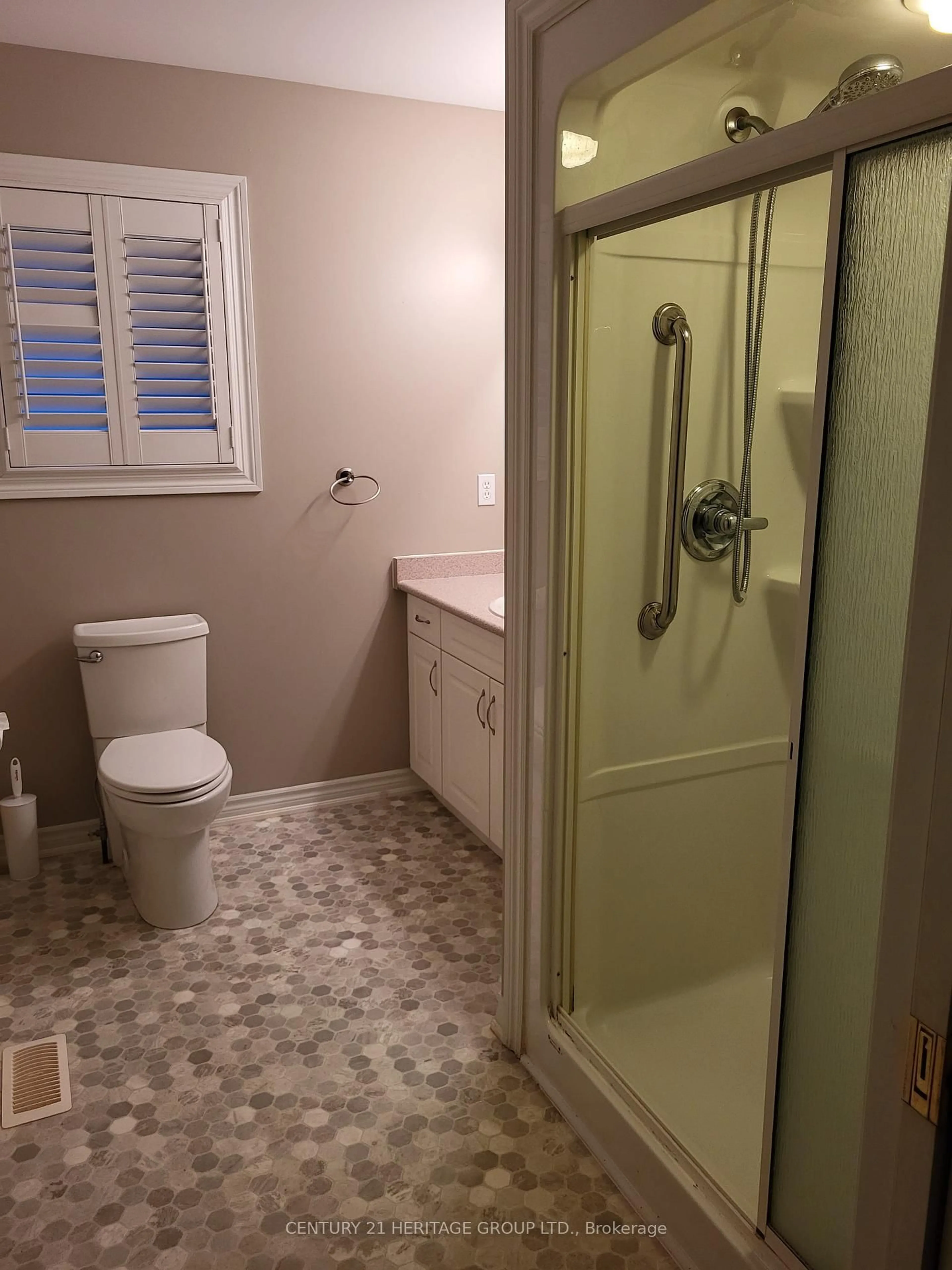 Unknown for 71 Finch Dr, Belleville Ontario K8P 5L4