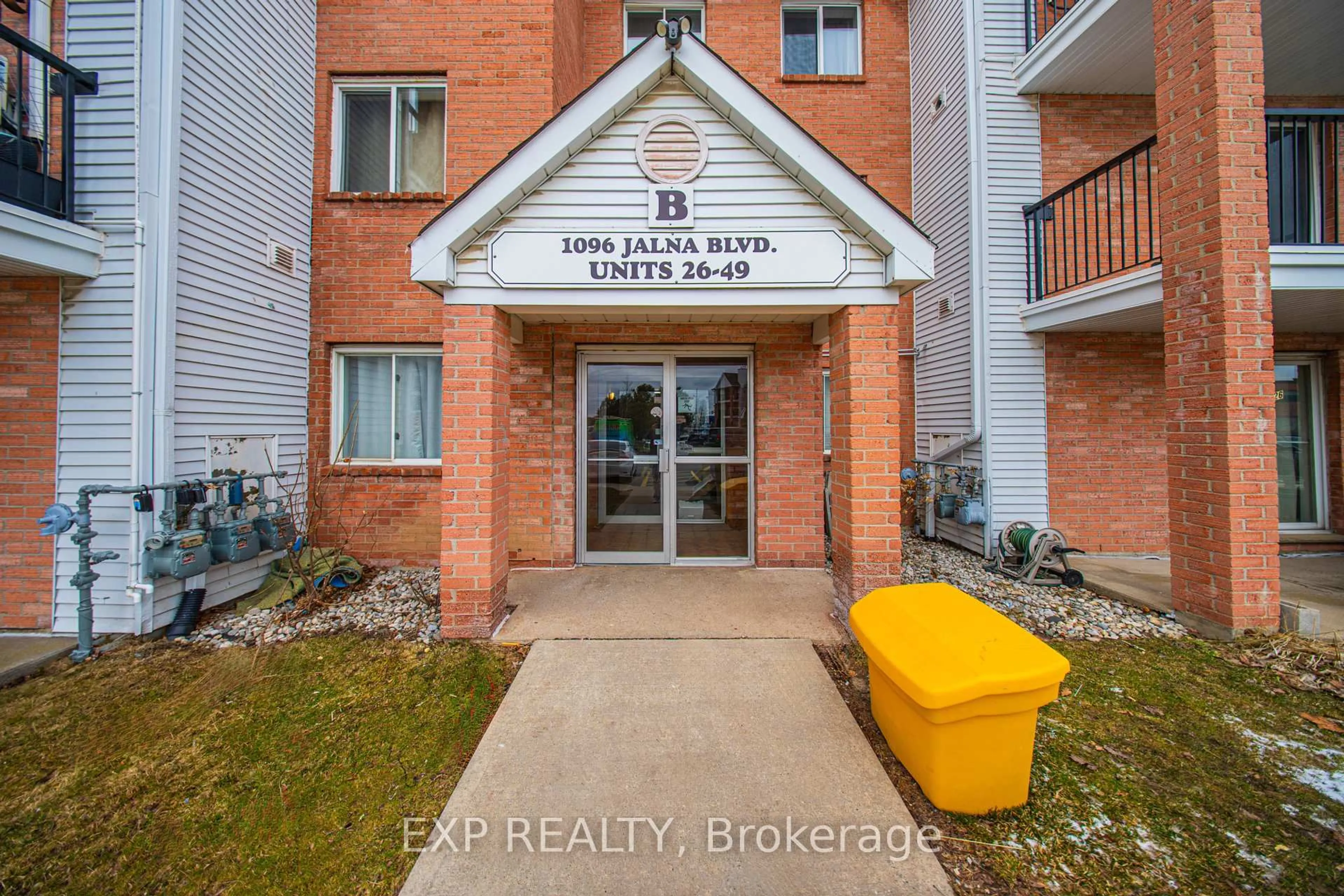 Unknown for 1096 Jalna Blvd #28, London South Ontario N6E 3B8