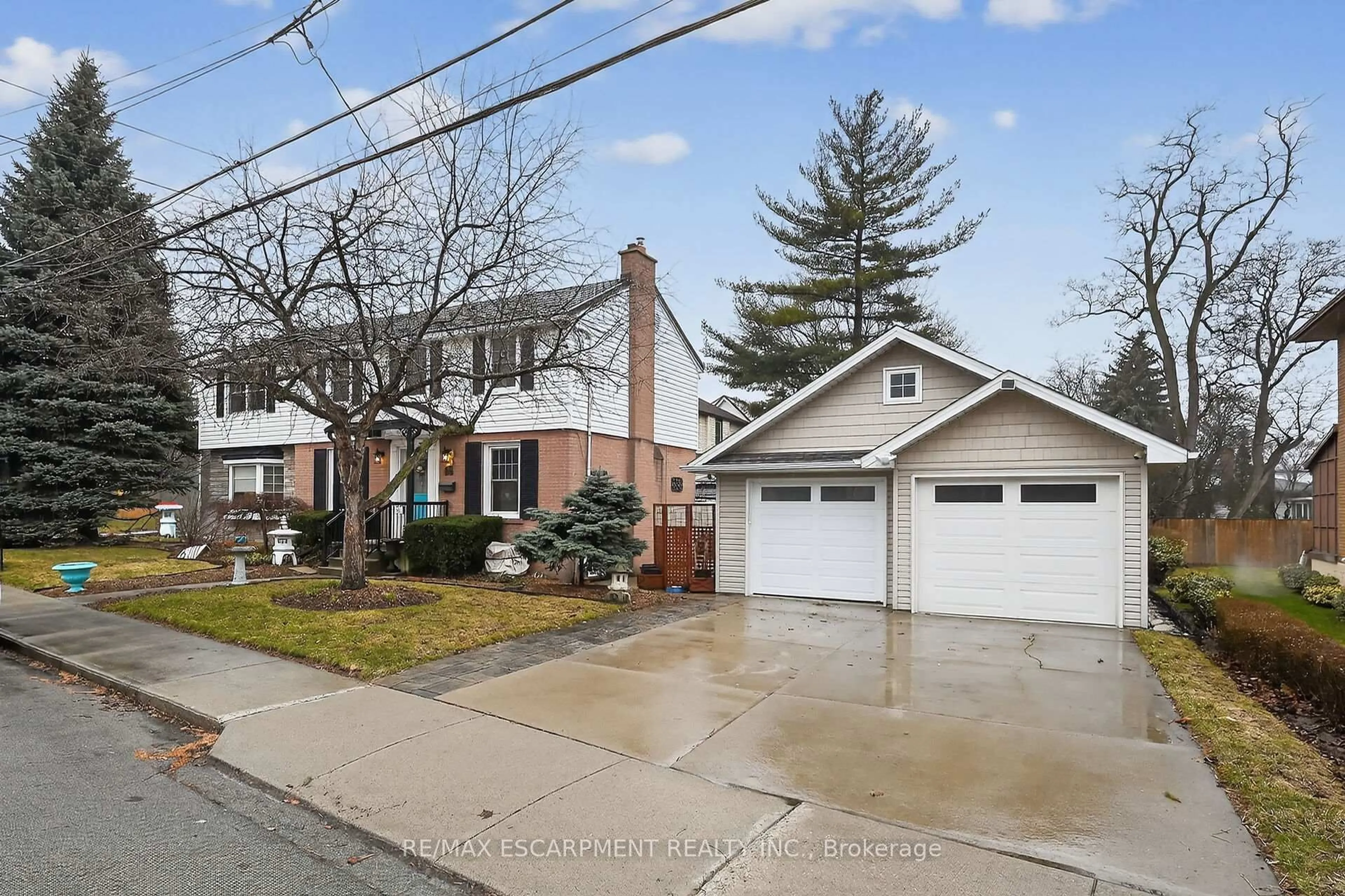 Unknown for 66 Arcade Cres, Hamilton Ontario L9C 3H9