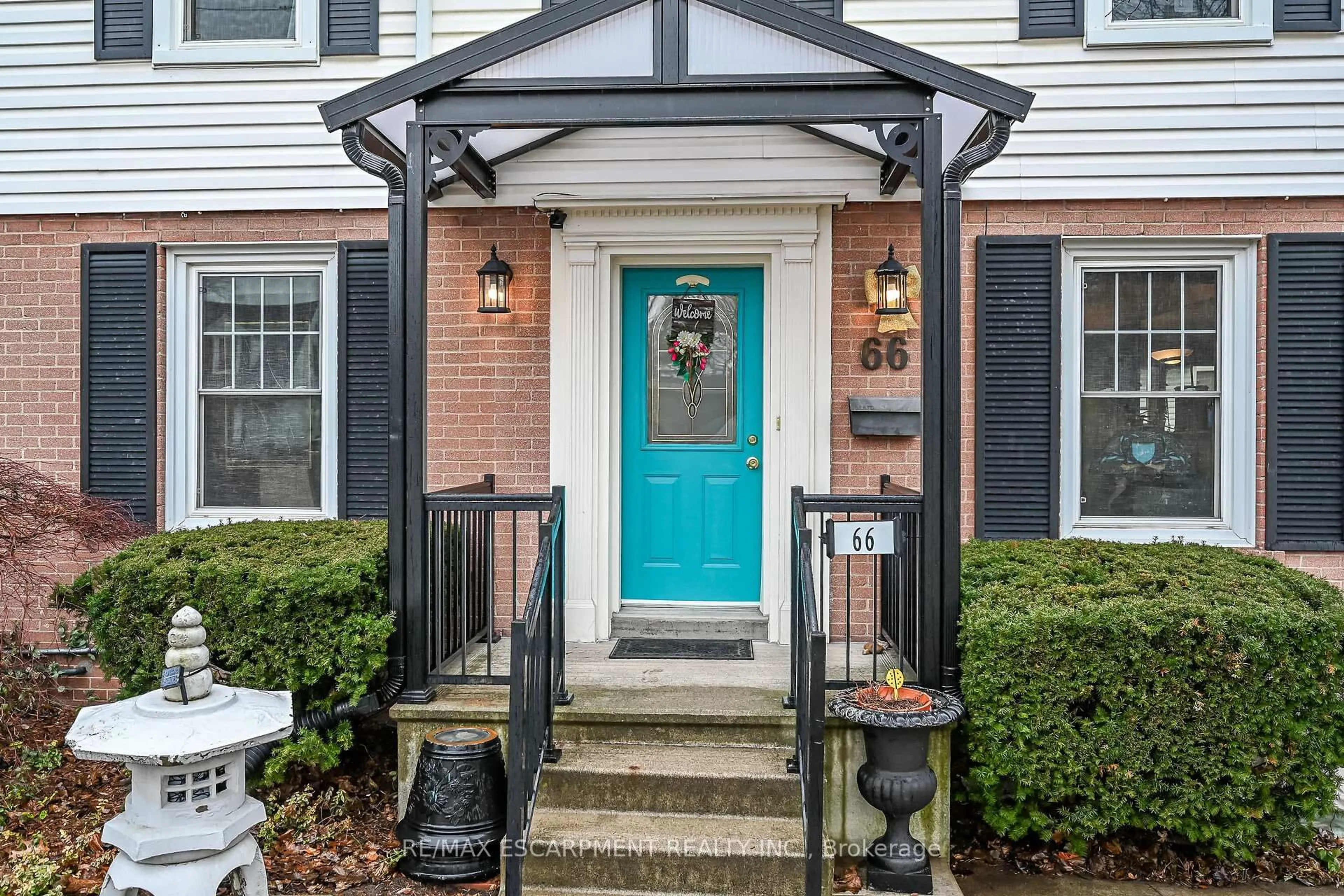 Unknown for 66 Arcade Cres, Hamilton Ontario L9C 3H9