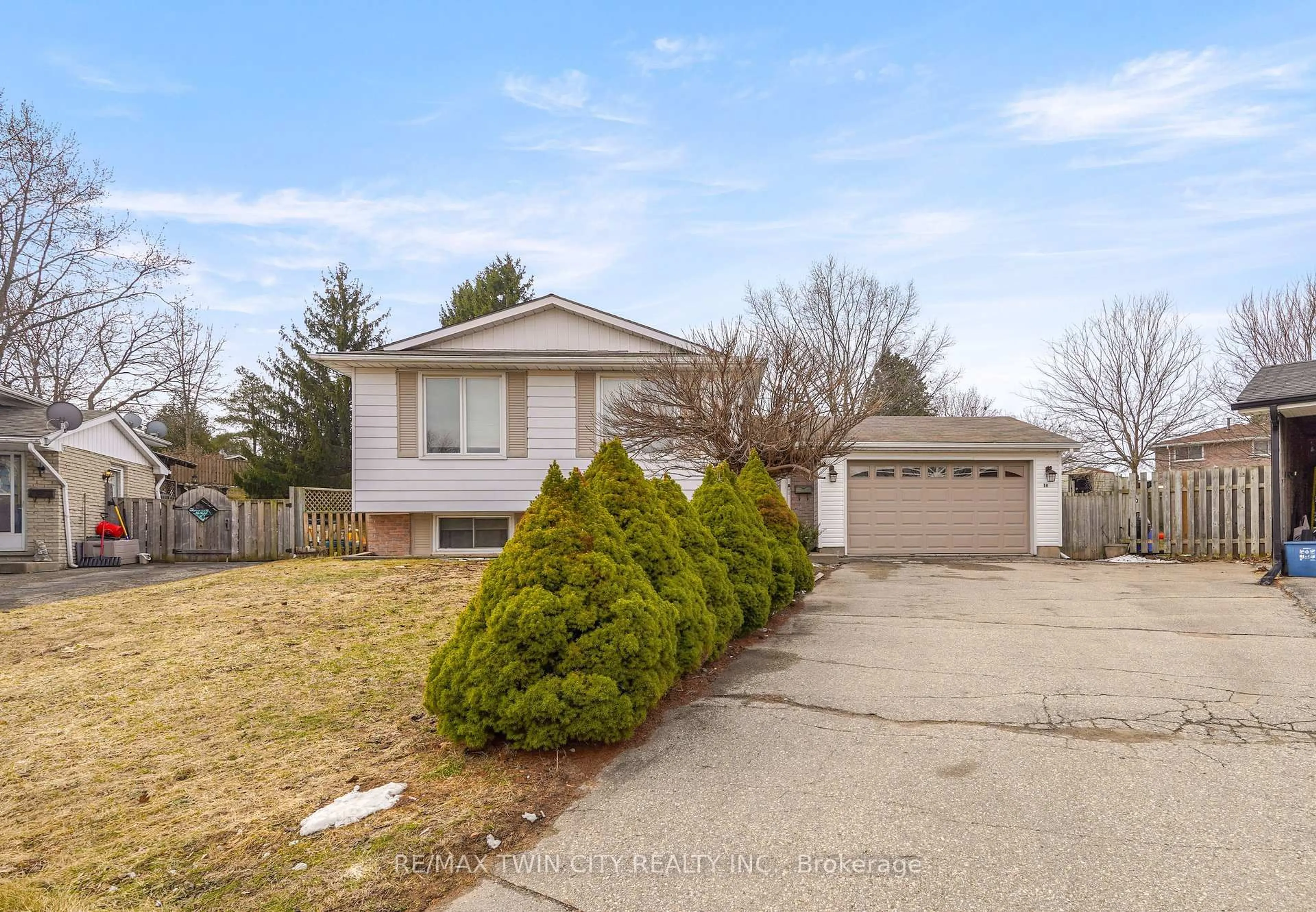 Unknown for 14 Thistledown Dr, Brantford Ontario N3R 6R9