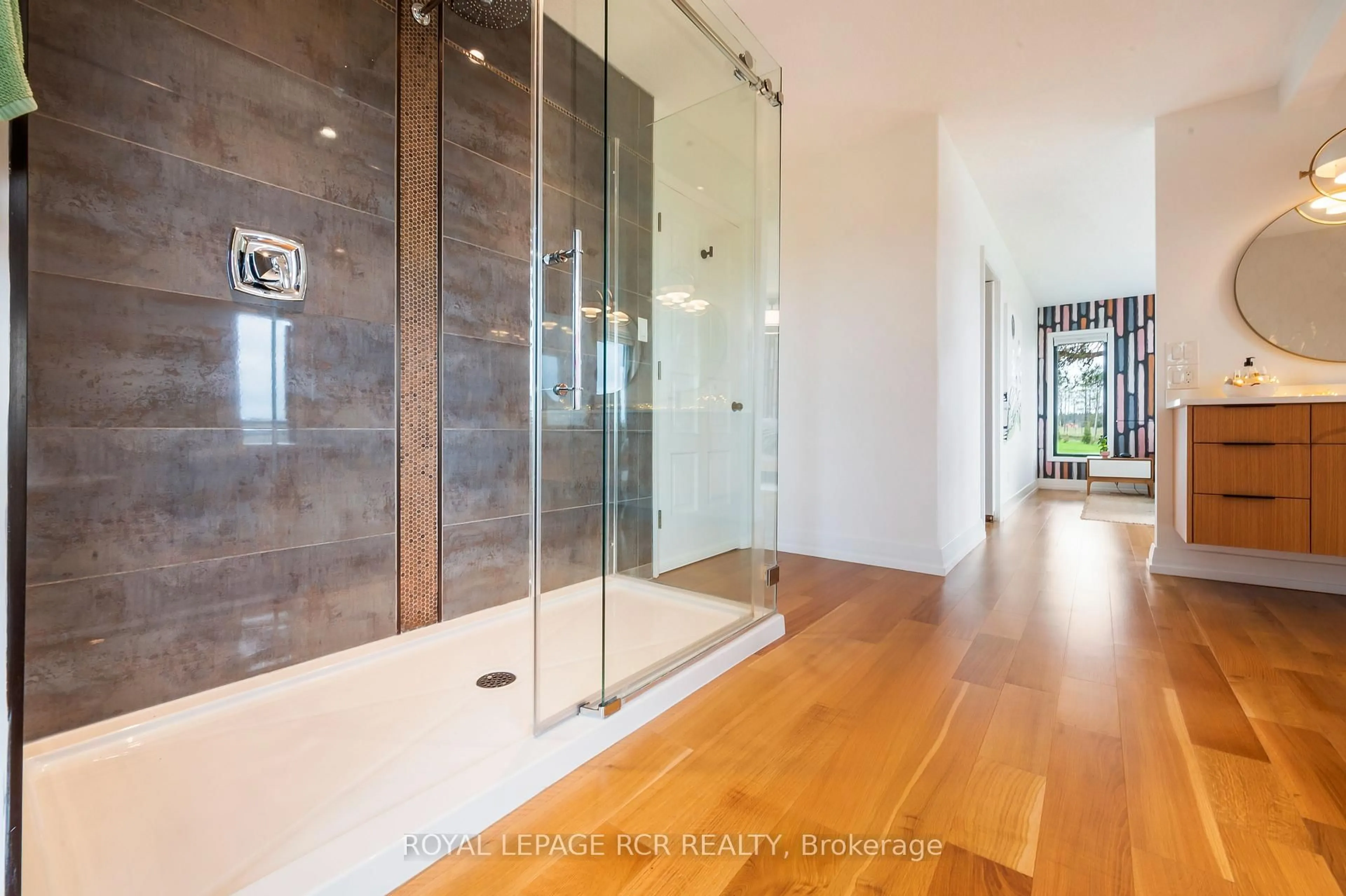 Contemporary bathroom, unknown for 6398 Second Line, Centre Wellington Ontario N1M 2W4