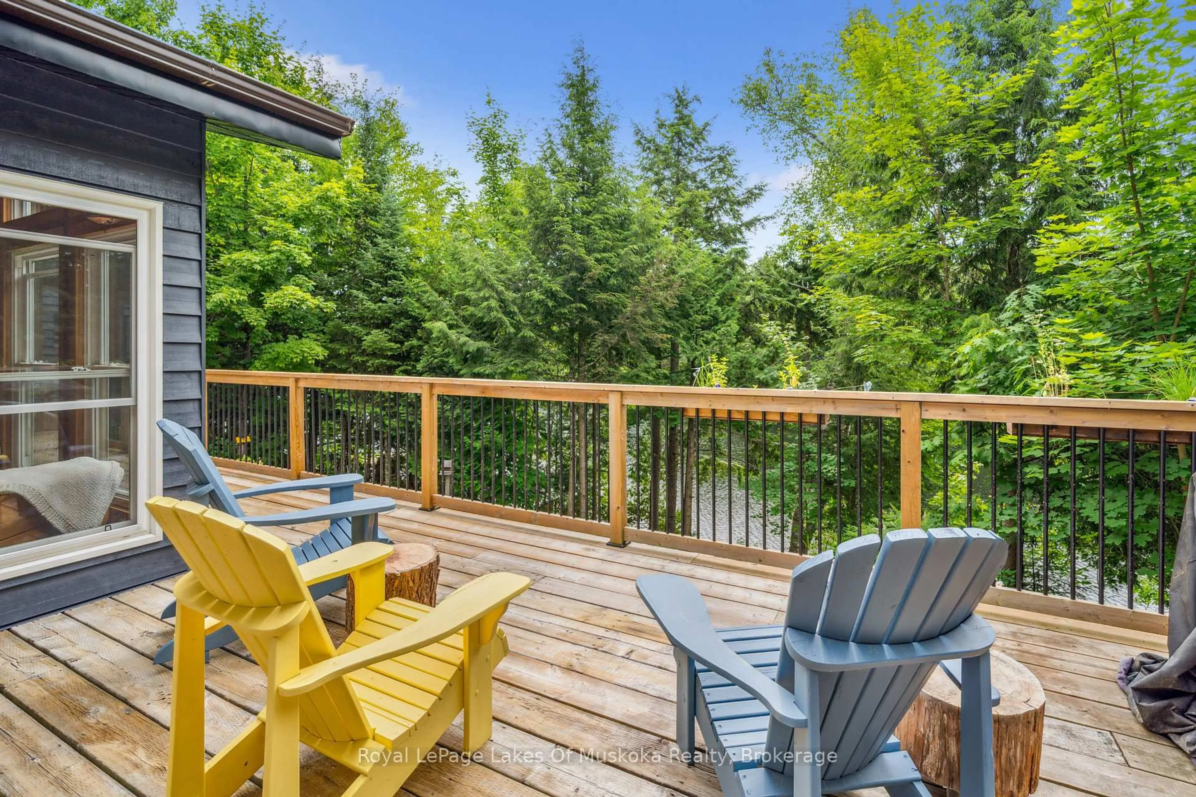 Patio, water/lake/river/ocean view for 1315 Wolf Circ, Algonquin Highlands Ontario P0A 1E0