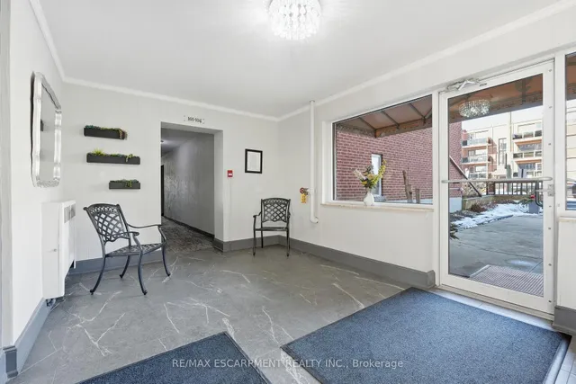 9 GRANT Blvd #106, Hamilton 5