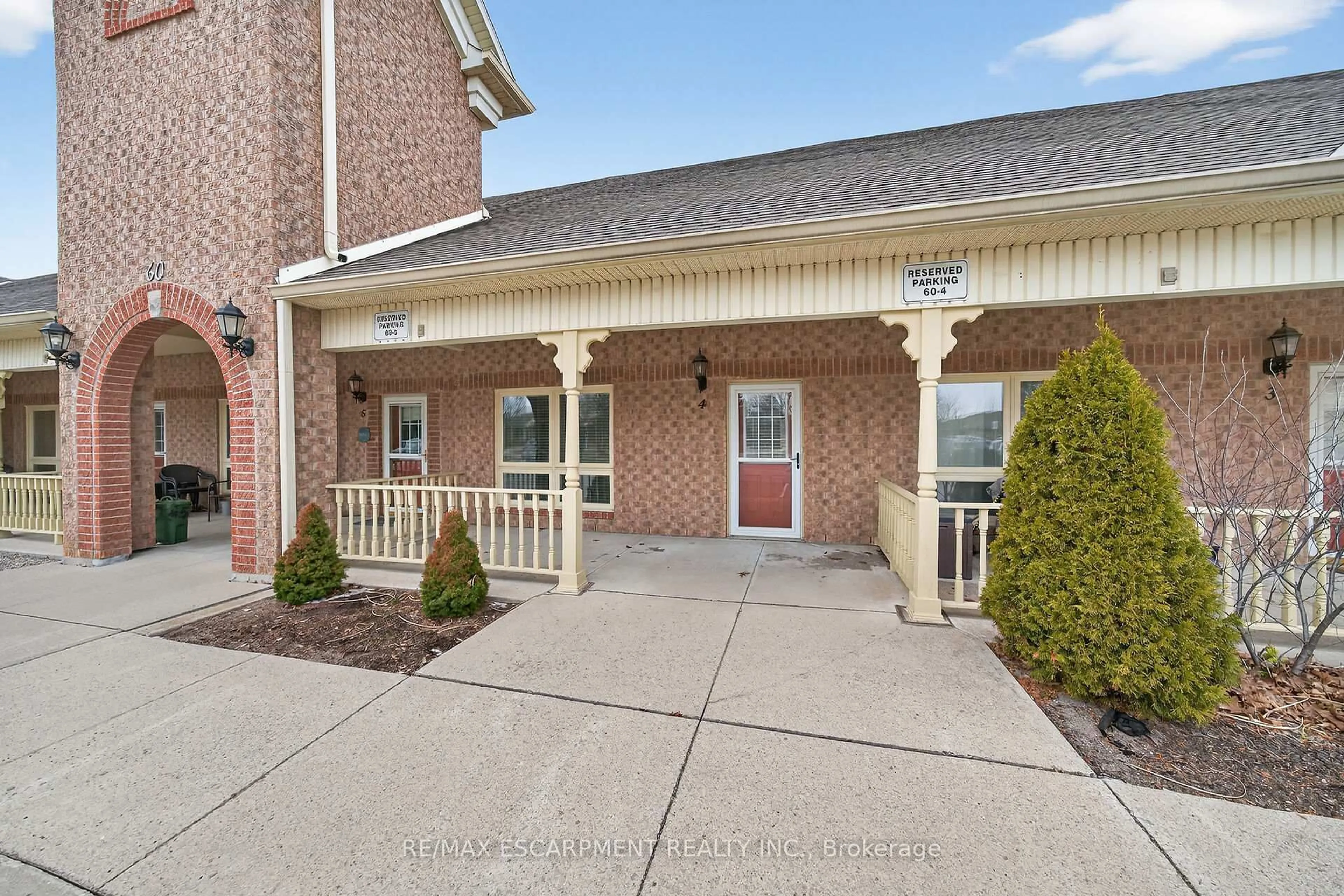 Unknown for 60 Natalia Ave #4, Hamilton Ontario L0R 1W0