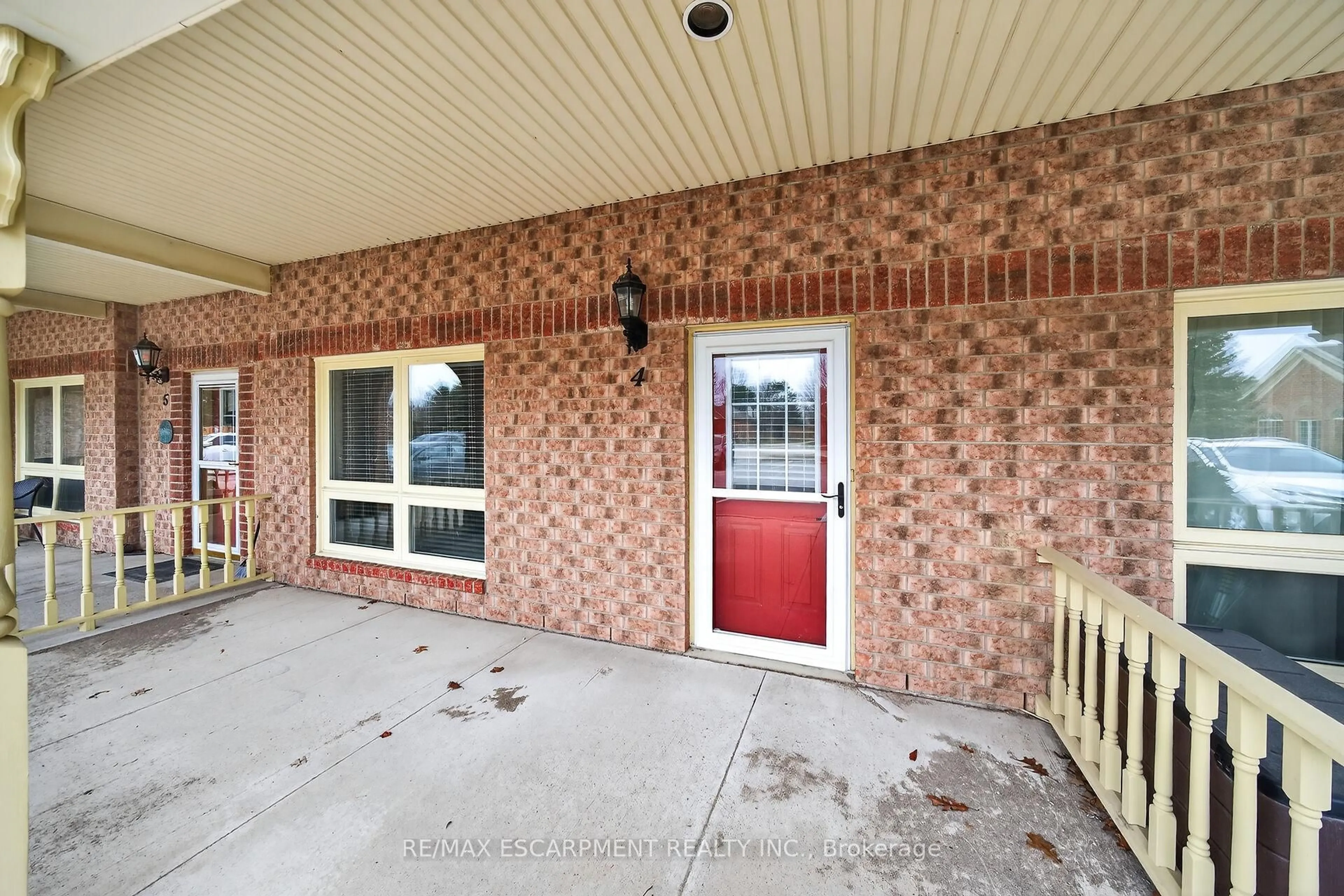 Unknown for 60 Natalia Ave #4, Hamilton Ontario L0R 1W0