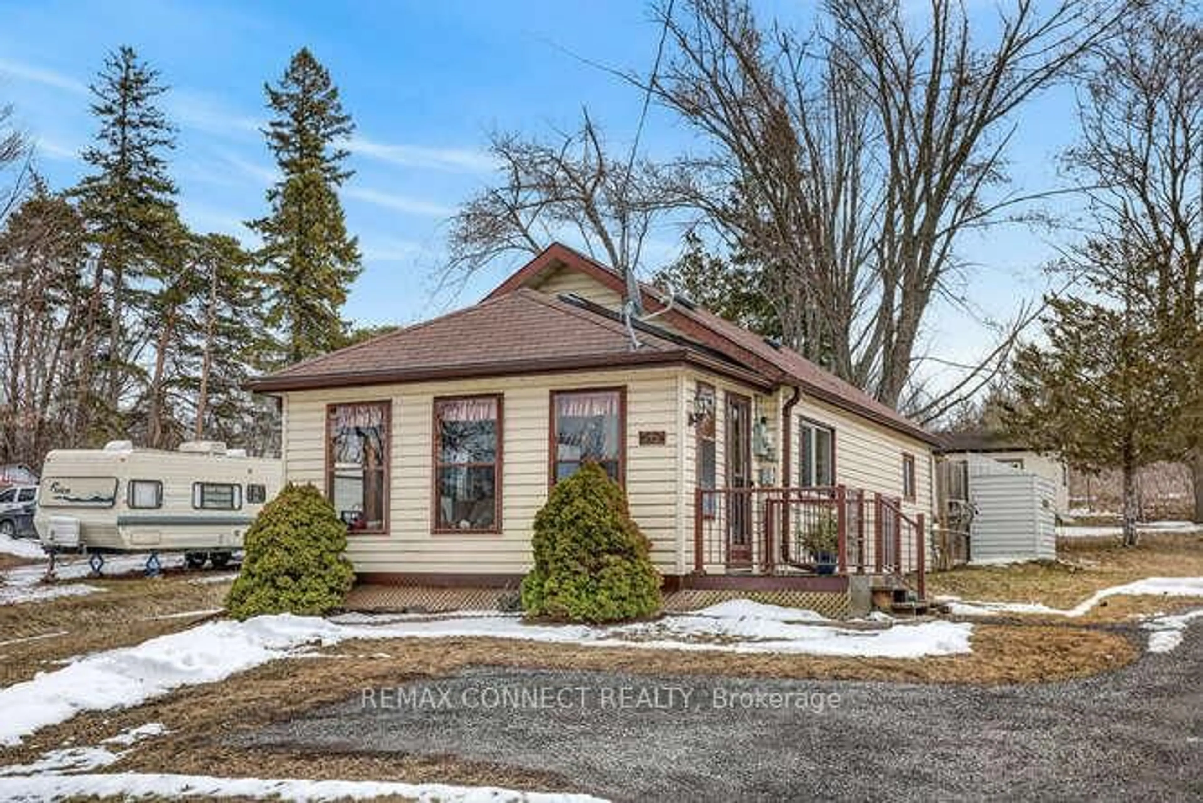 Home with vinyl exterior material, street for 60 McGill Dr, Kawartha Lakes Ontario L0B 1K0