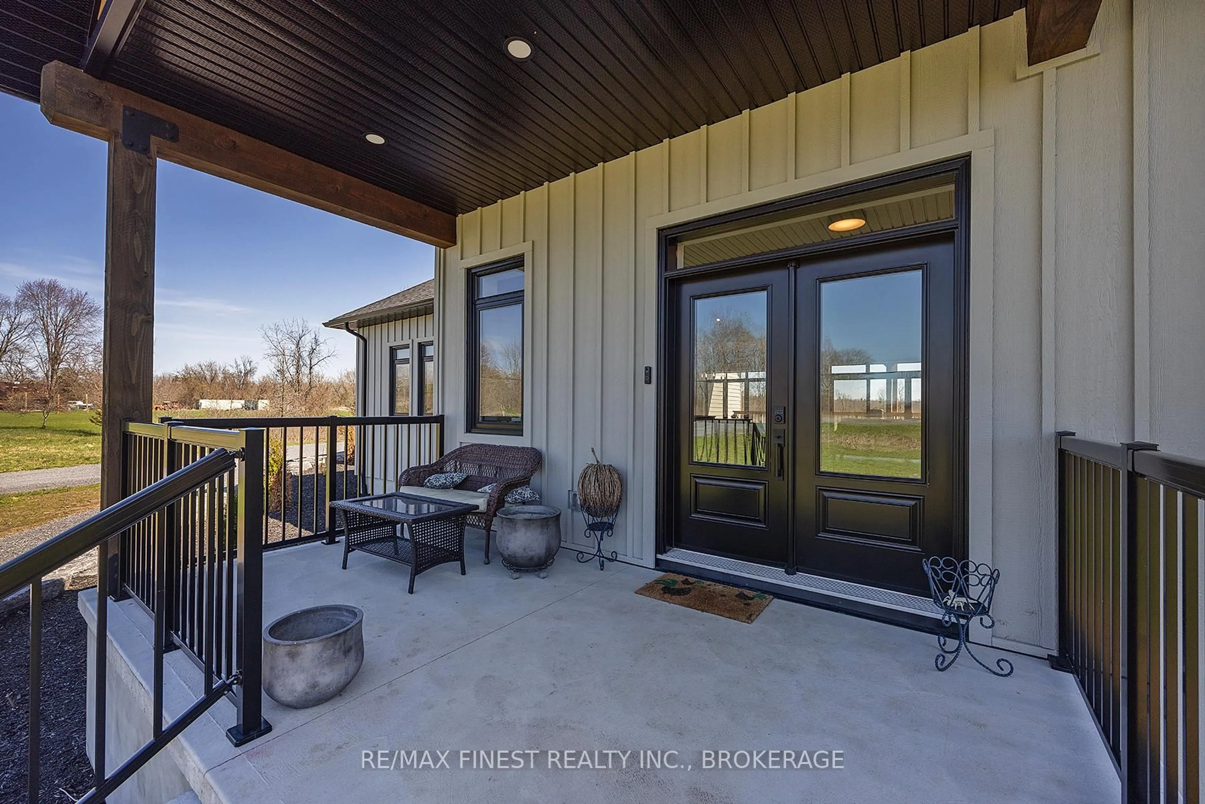 Patio, water/lake/river/ocean view for 953 COUNTY ROAD 7, Napanee Ontario K7R 3K6