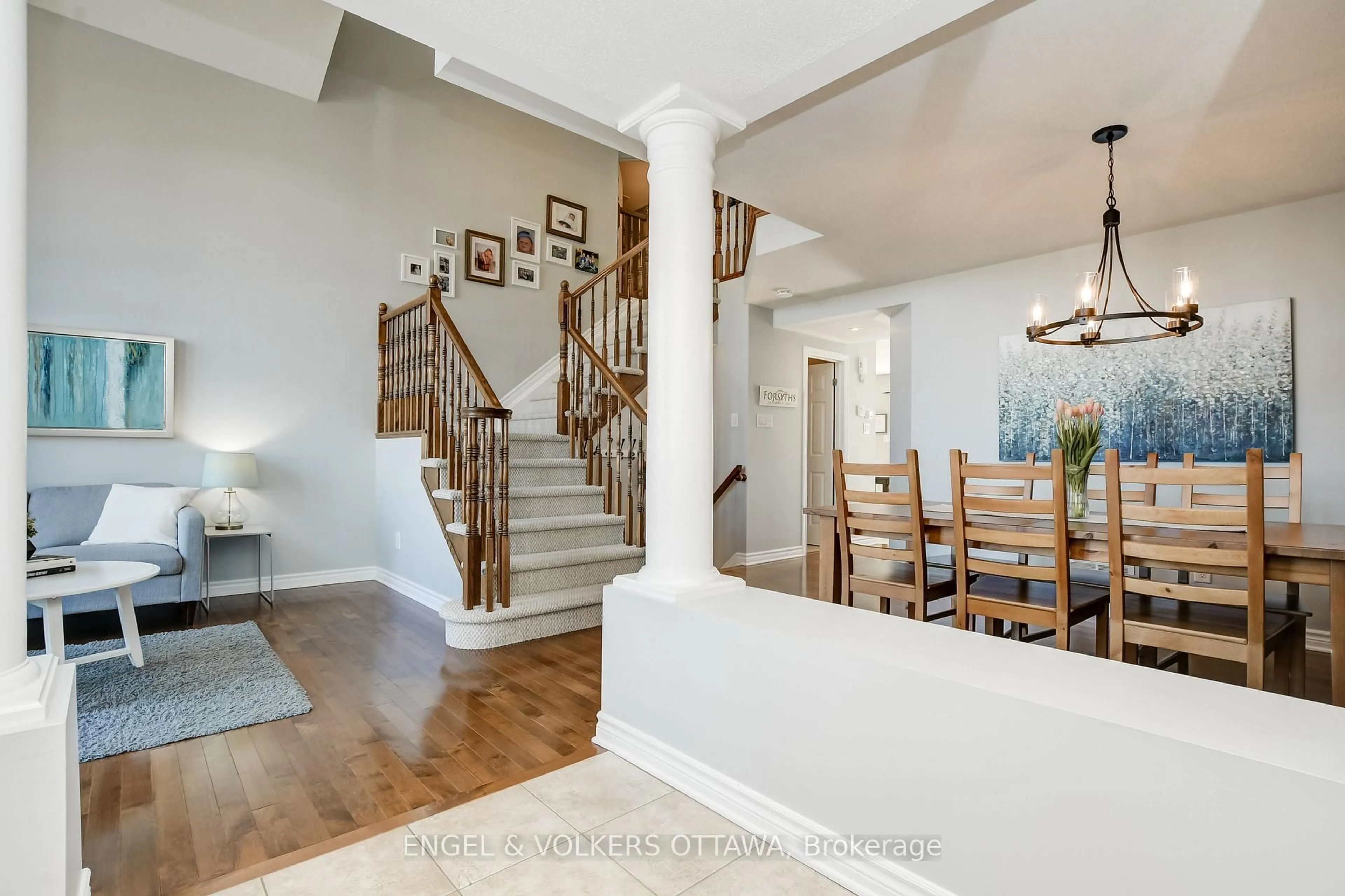 Unknown for 398 Abbeydale Circ, Ottawa Ontario K2K 0E8