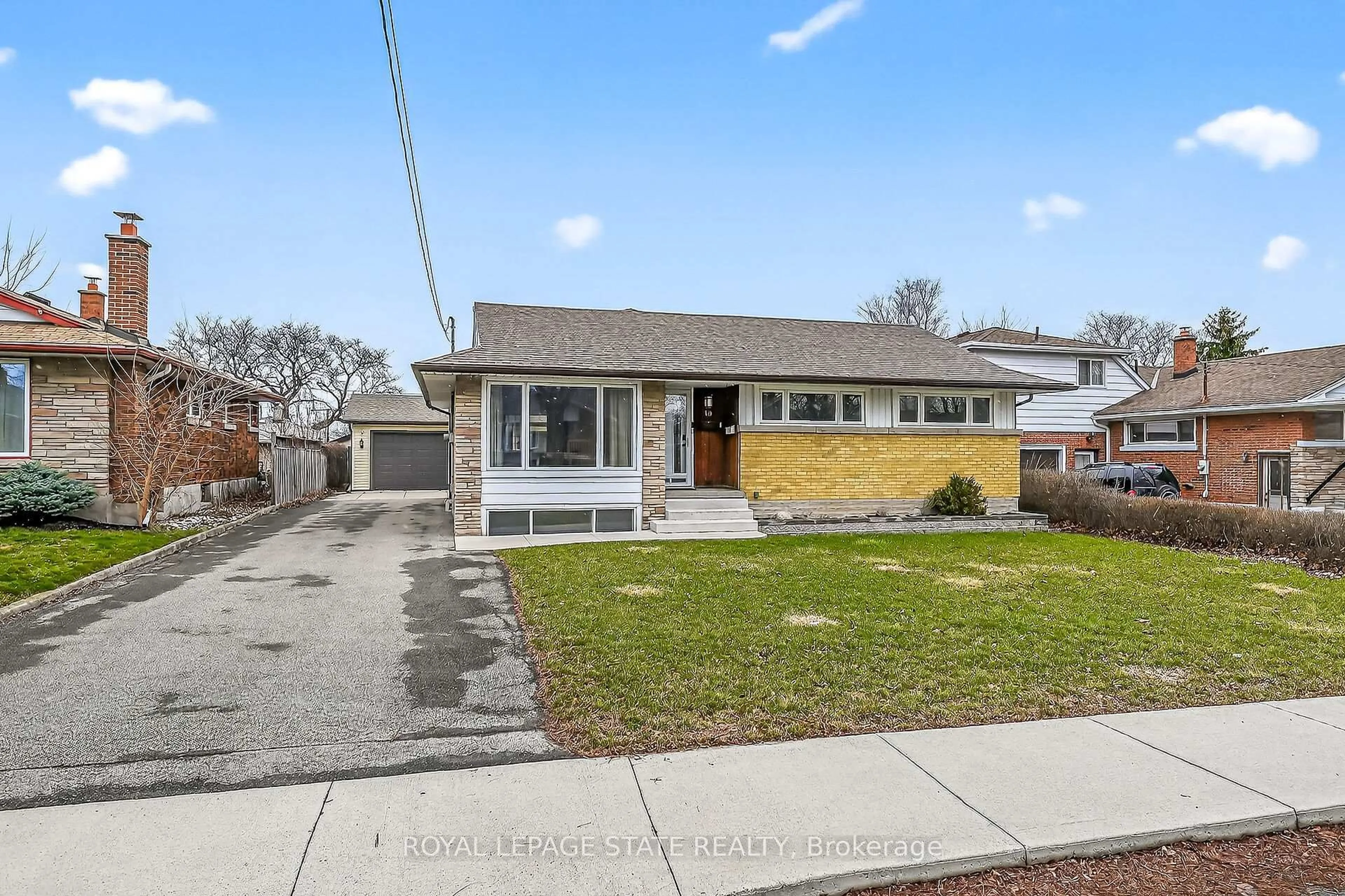 Unknown for 19 Burfield Ave, Hamilton Ontario L8T 2J8