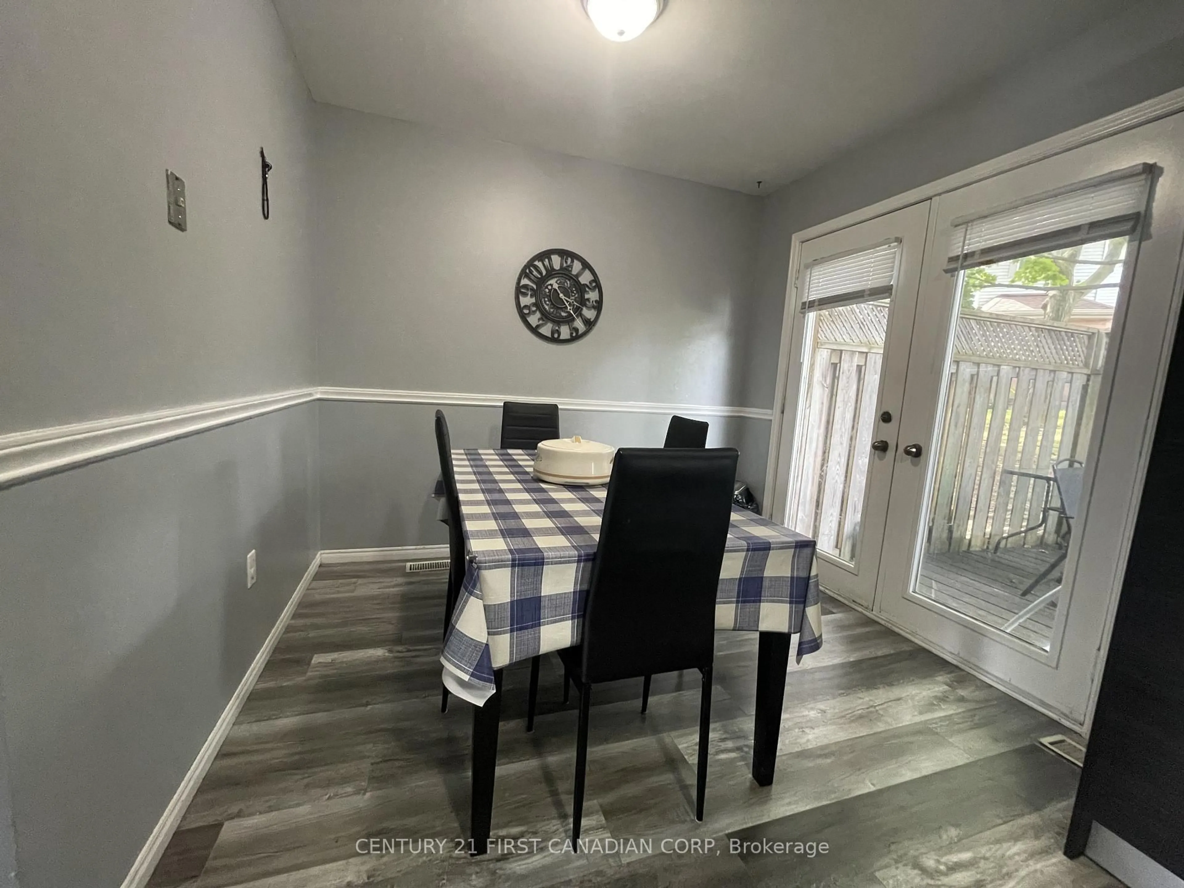 Dining room, unknown for 70 Chapman Crt #23, London North Ontario N6G 4Z4