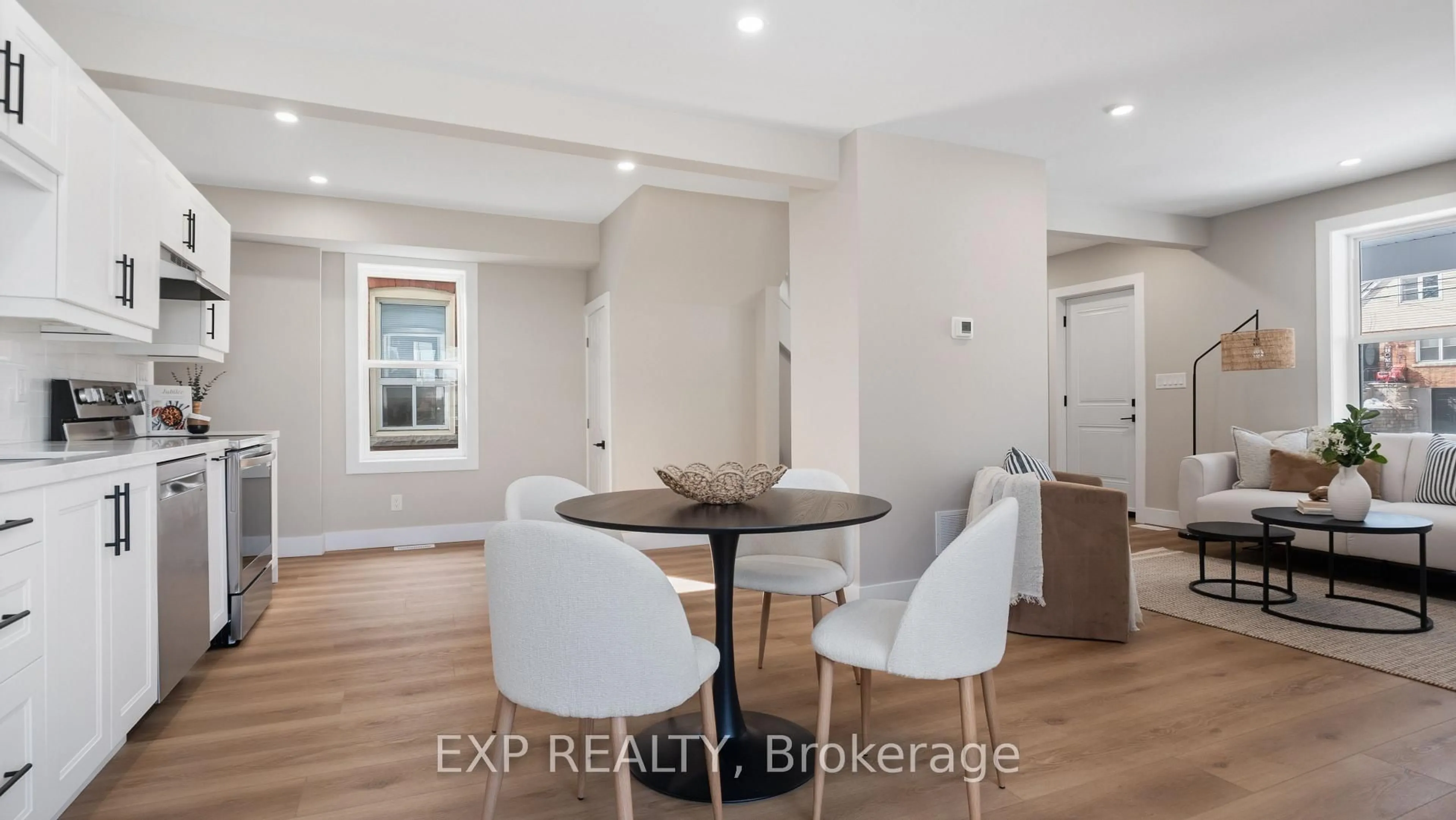 Unknown for 491 Upper Wentworth St, Hamilton Ontario L9A 4T8