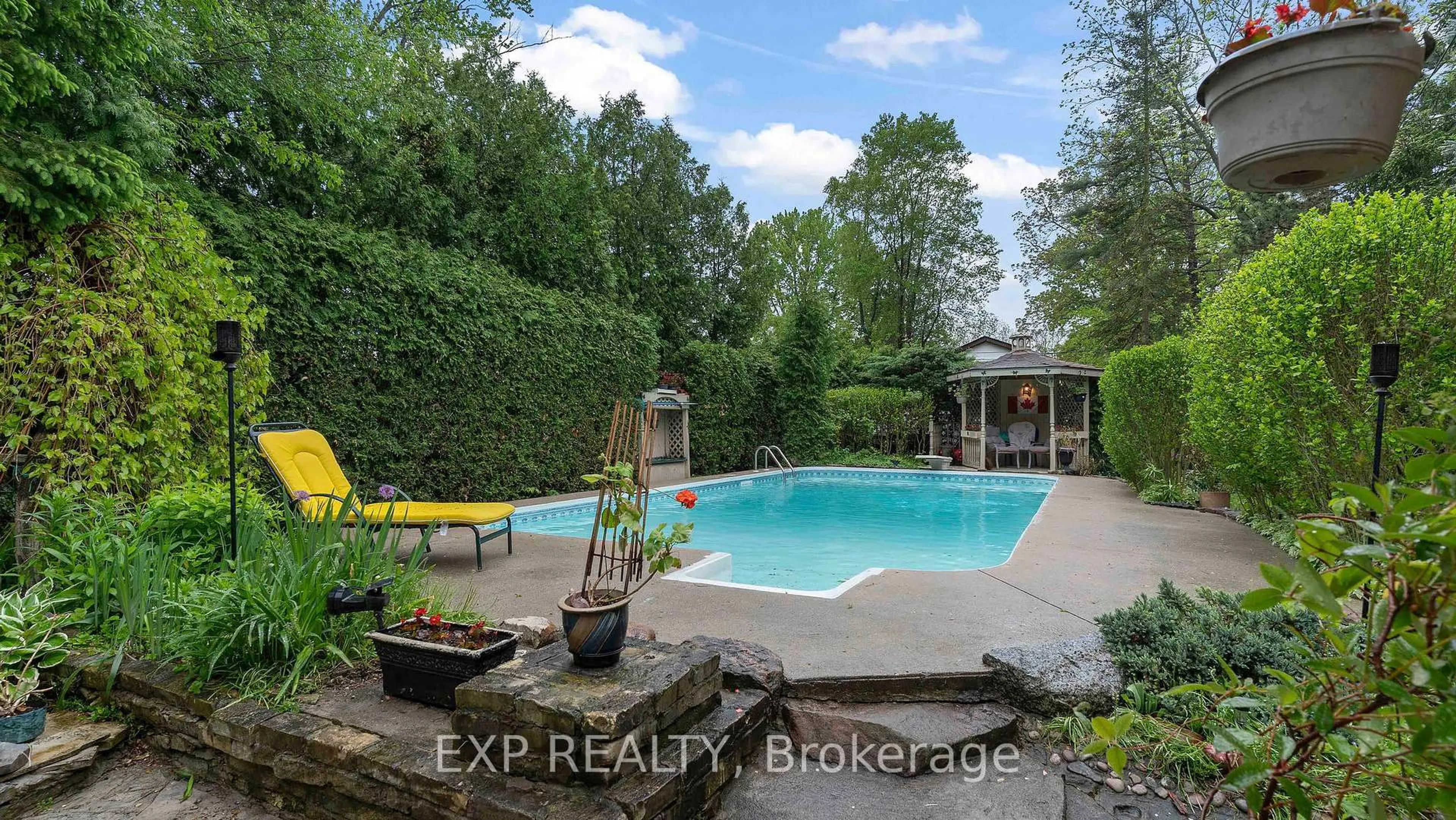 Pool for 181 Wildwood Ave, London South Ontario N6J 1B1