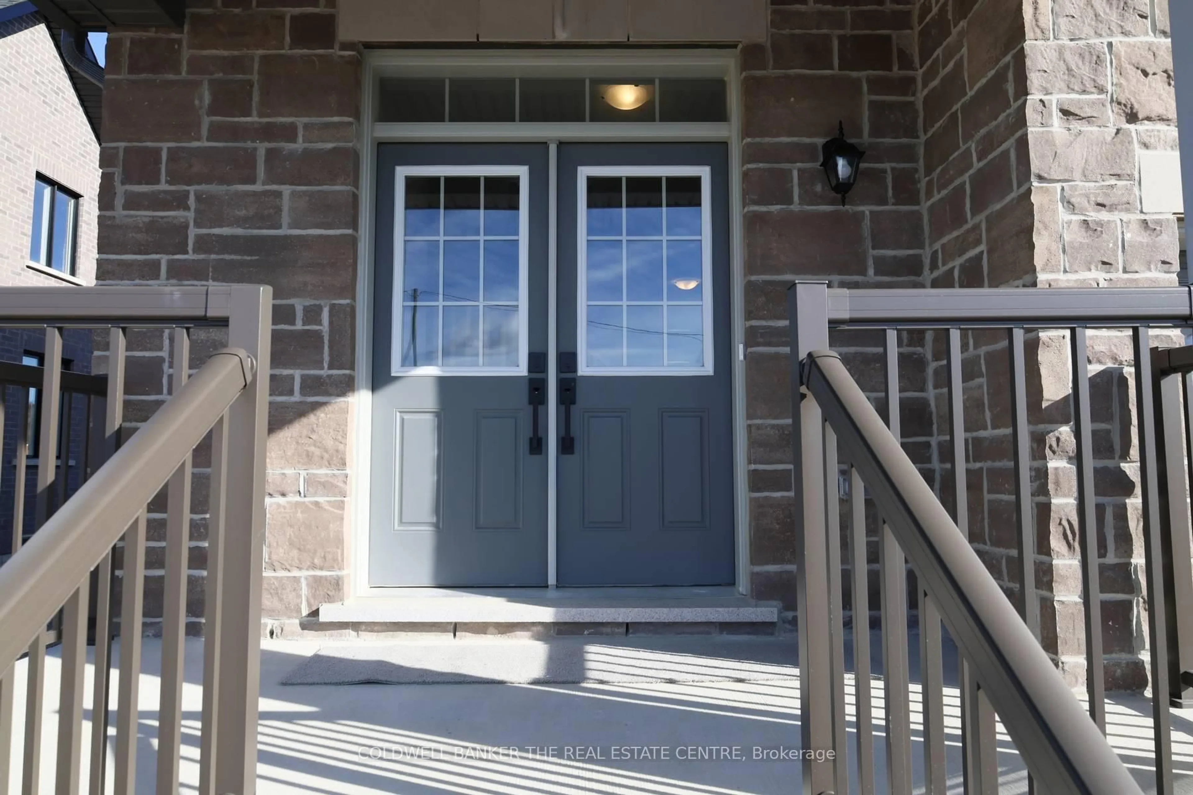Indoor entryway for 6 Fisher Rd, Kawartha Lakes Ontario K9V 0P9