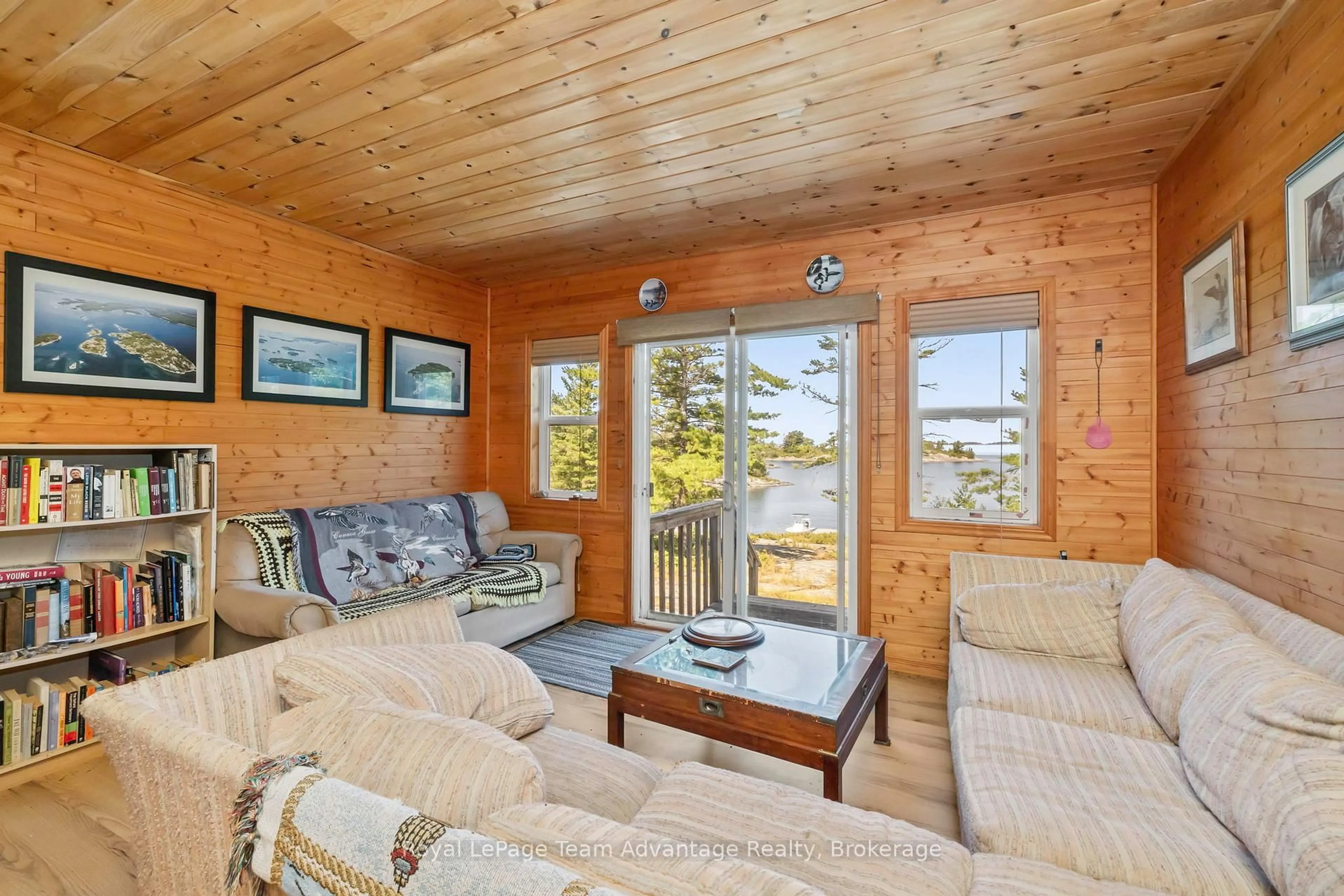 Living room with furniture, wood/laminate floor for 3 57C Island, Carling Ontario P0G 1G0