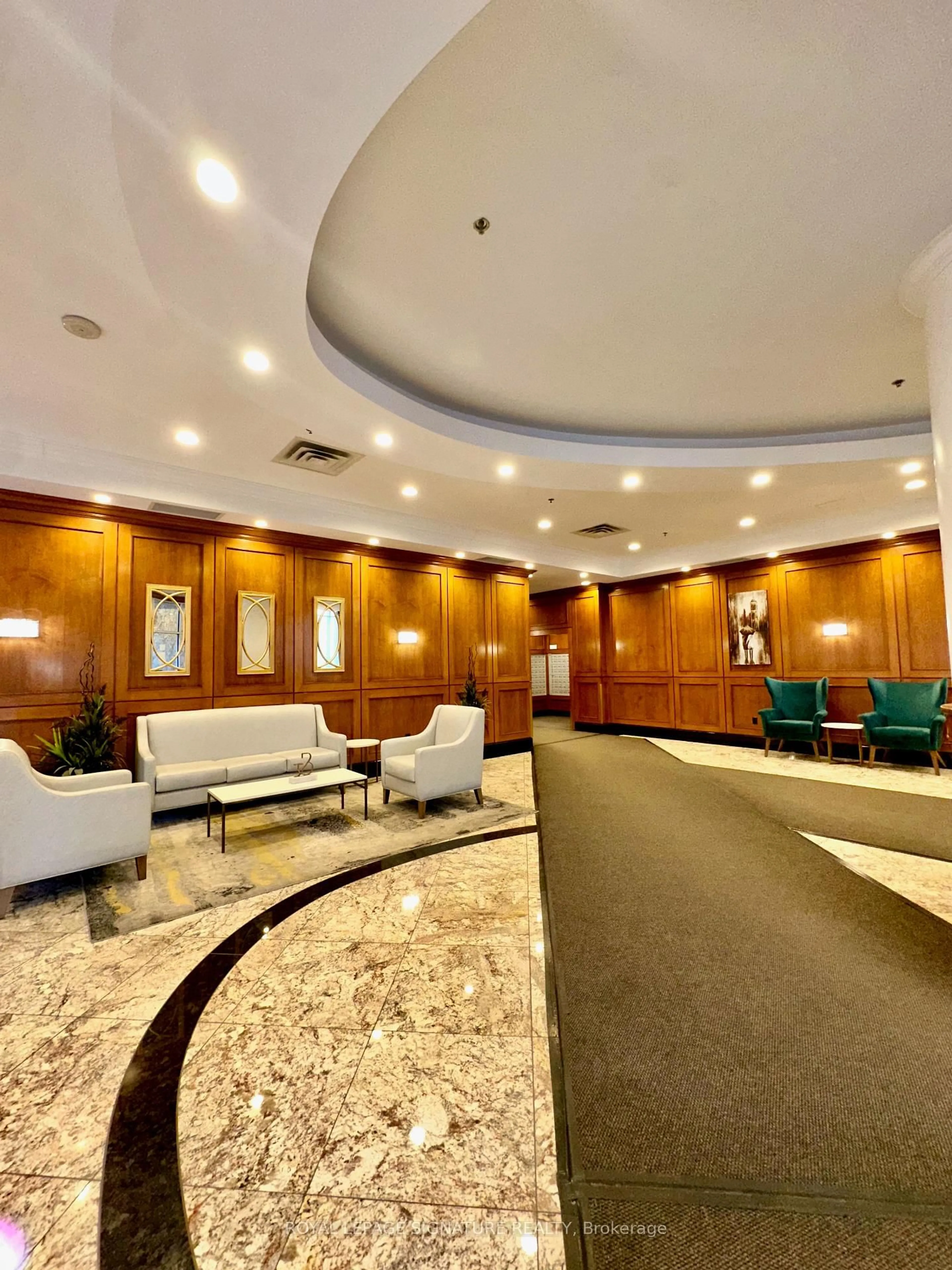 Lobby for 242 Rideau St #1208, Ottawa Ontario K1N 0B7