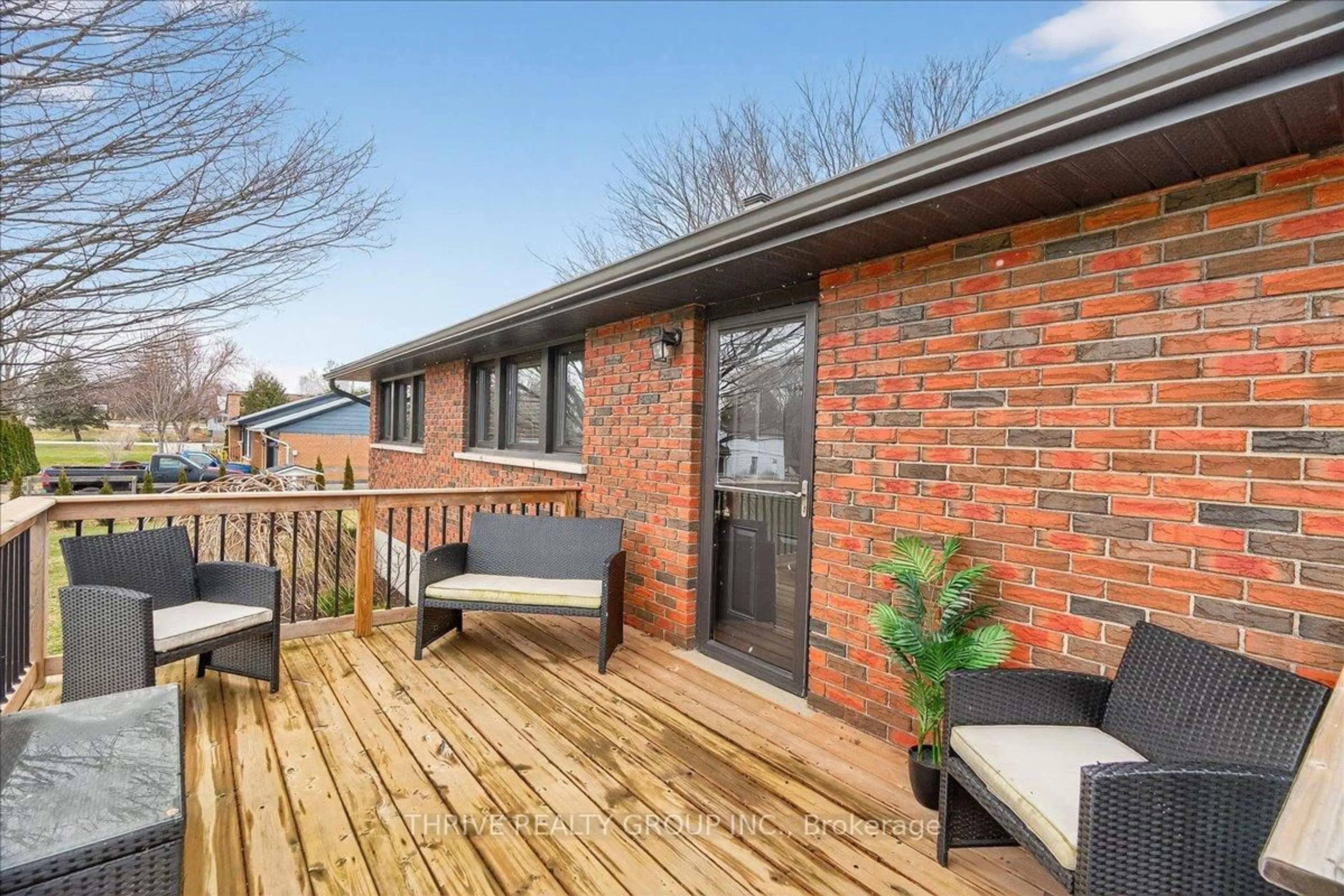 Patio, street for 24 Church St, Norwich Ontario N0J 1C0